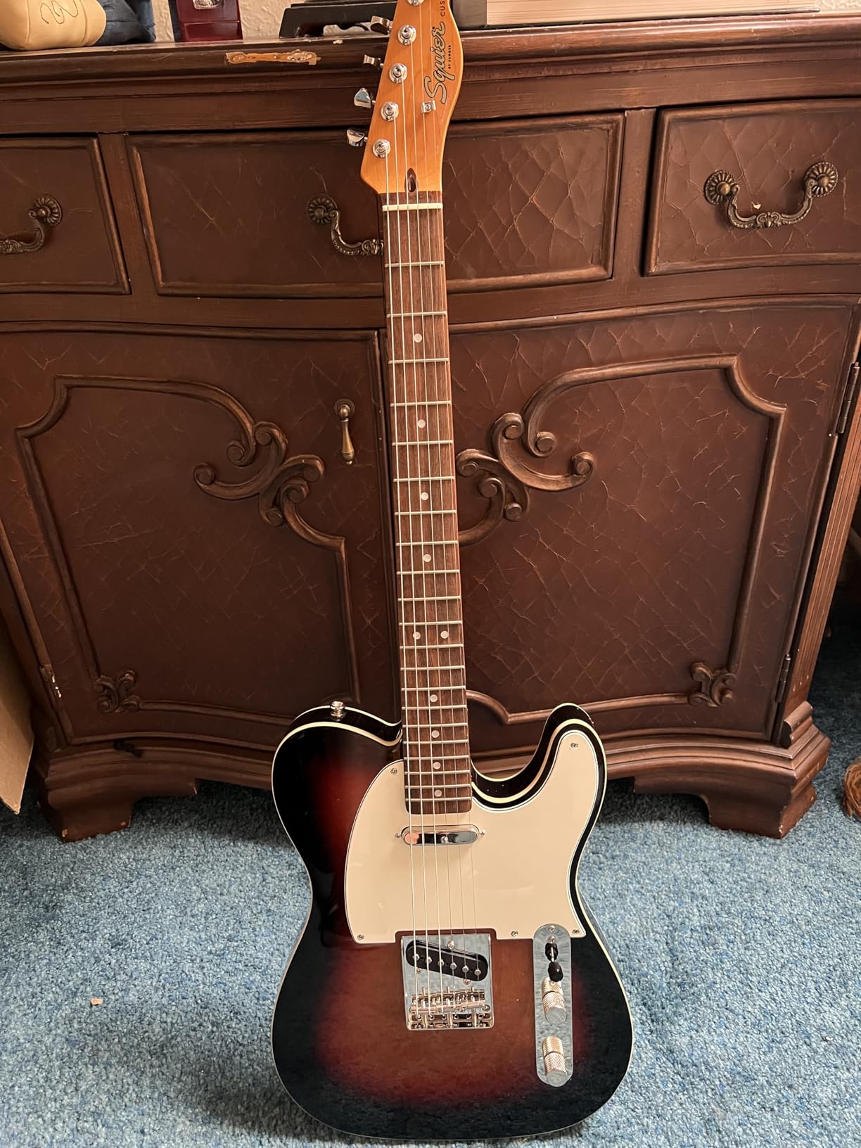 Squier Classic Vibe 60s Custom Telecaster Electric Guitar, with 2-Year Warranty, 3-Color Sunburst, Laurel Fingerboard Customer Review Squier Classic Vibe 60s Custom Telecaster Electric Guitar, with 2-Year Warranty, 3-Color Sunburst, Laurel Fingerboard - Customer Photo 2