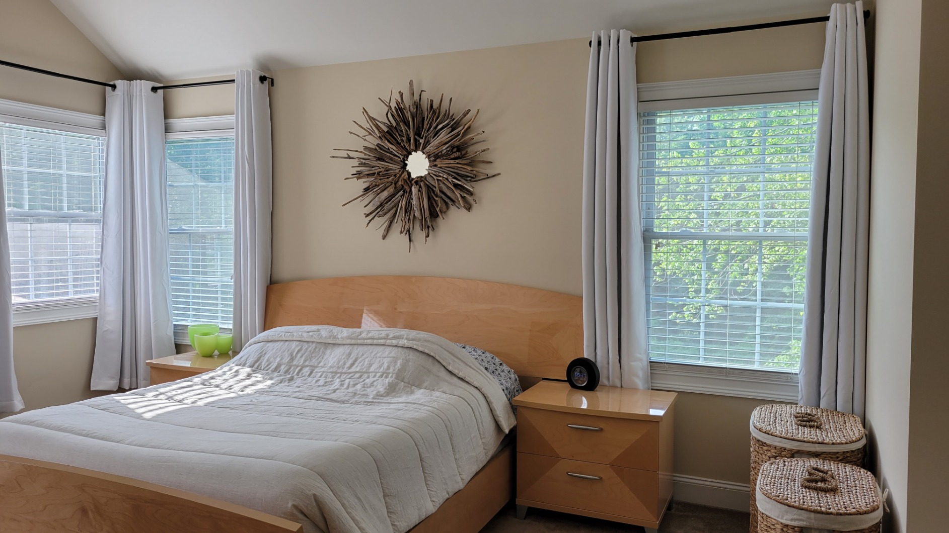 NICETOWN Sound Barrier 100% Blackout Divider Curtains 84 NICETOWN Sound Barrier 100% Blackout Divider Curtains 84