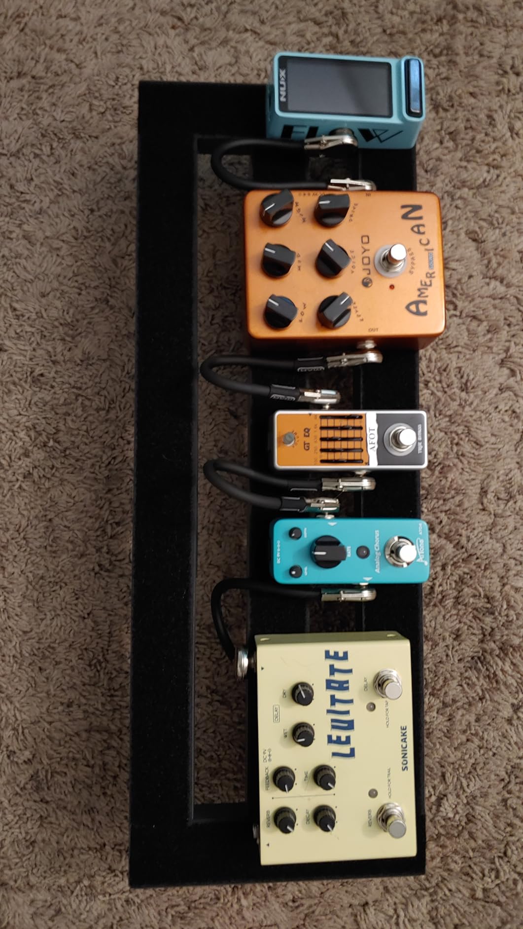 Ghost Fire Guitar Pedal Board Aluminum Alloy 1.5lbs Super light Effect Pedalboard19.7''x7'' with Carry Bag,SPL-02 Customer Review Ghost Fire Guitar Pedal Board Aluminum Alloy 1.5lbs Super light Effect Pedalboard19.7''x7'' with Carry Bag,SPL-02 - Customer Photo 3