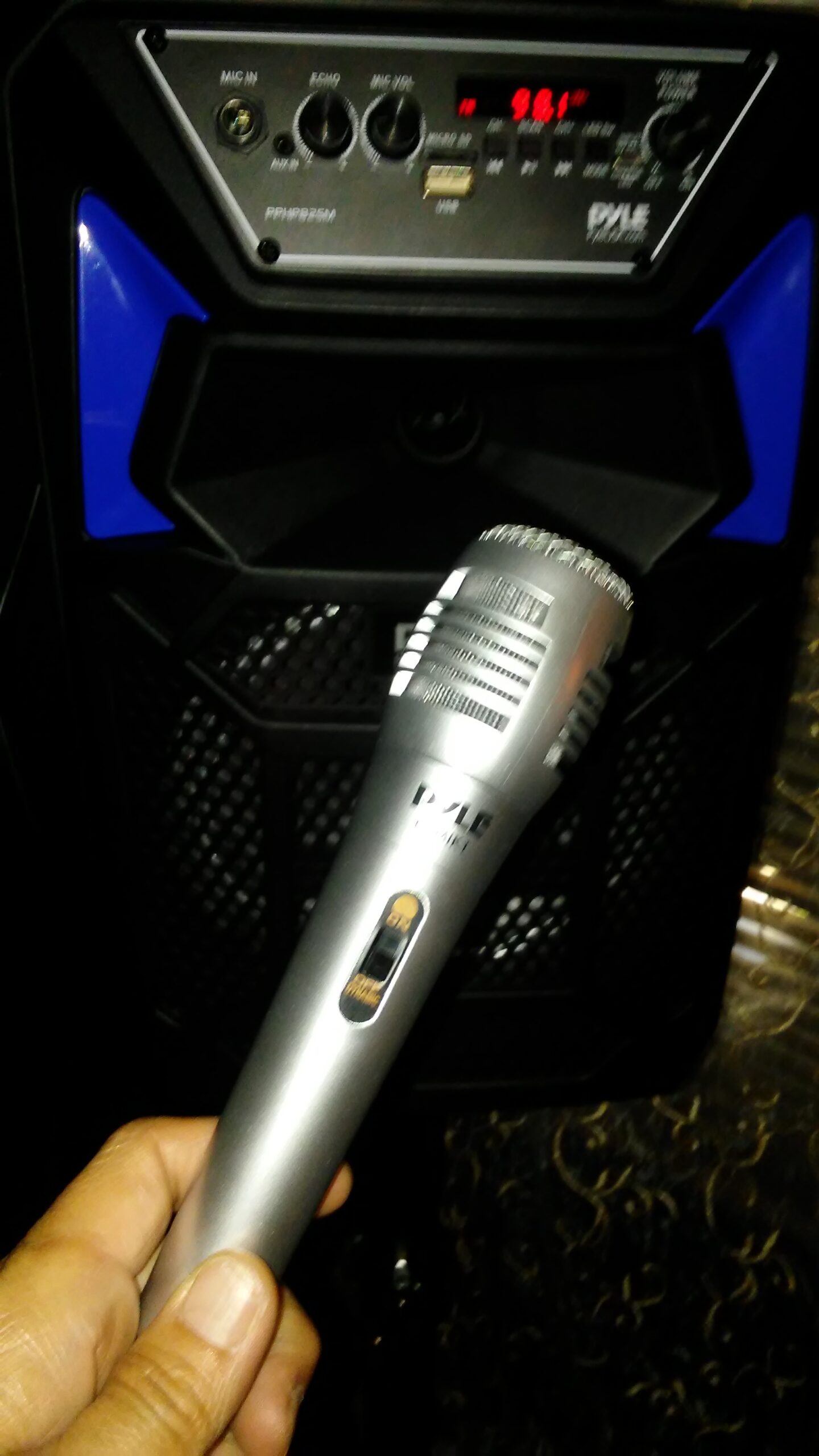 Pyle Portable Bluetooth PA Speaker System - 400W Outdoor Bluetooth Speaker Portable PA System w/Microphone in, Party Lights, MP3/USB SD Card Reader, FM Radio, Rolling Wheels - Mic, Remote - PPHP82SM - Customer Photo 2