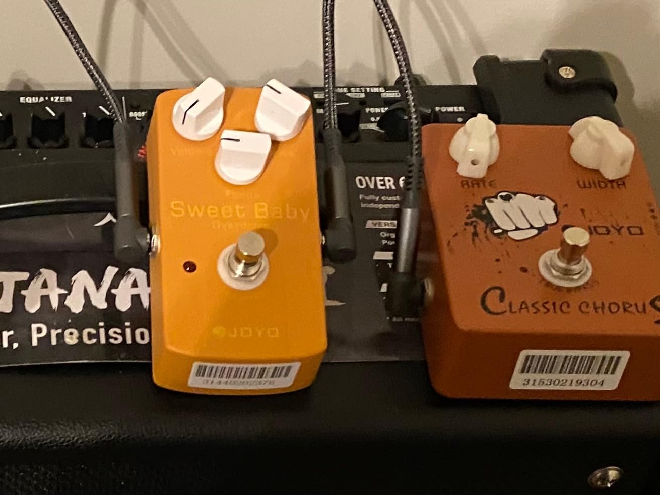 JOYO Boost Pedal Classic Circuitry up to 35dB Clean and Clear Boost for Electric Guitar Effect - True Bypass (Roll Boost JF-38) Customer Review JOYO Boost Pedal Classic Circuitry up to 35dB Clean and Clear Boost for Electric Guitar Effect - True Bypass (Roll Boost JF-38) - Customer Photo 1