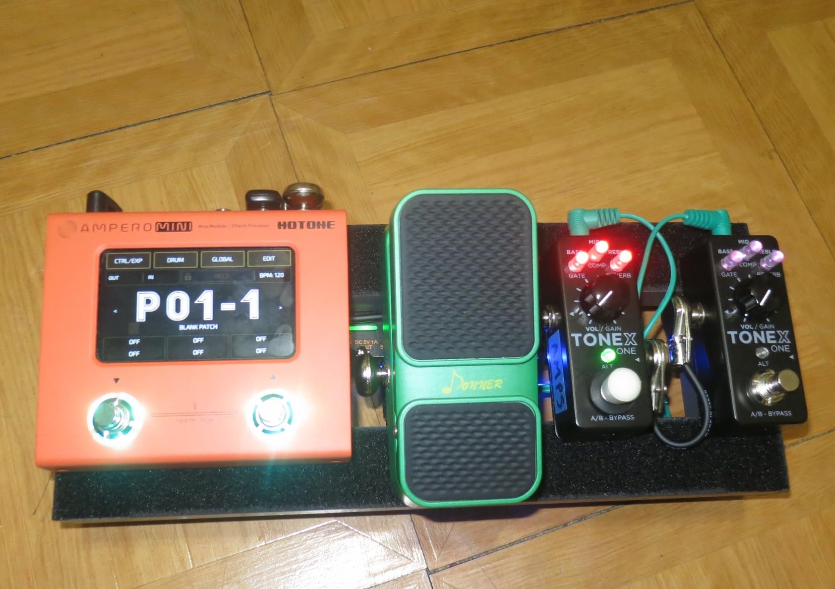 JOYO Built-in 4400mAh Rechargeable Battery Guitar Effect Pedal Power Supply 8 Outputs 9V 12V 18V (100mA, 500mA) Jacks & 5V/1A USB Port (JP-05) Customer Review JOYO Built-in 4400mAh Rechargeable Battery Guitar Effect Pedal Power Supply 8 Outputs 9V 12V 18V (100mA, 500mA) Jacks & 5V/1A USB Port (JP-05) - Customer Photo 1
