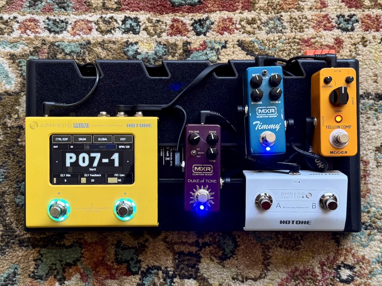 Donner Guitar Effects Pedal Board, DB-S300 Extra Large Power Supply Pedalboard Set with Convertible Bag Backpack, 60 Donner Guitar Effects Pedal Board, DB-S300 Extra Large Power Supply Pedalboard Set with Convertible Bag Backpack, 60