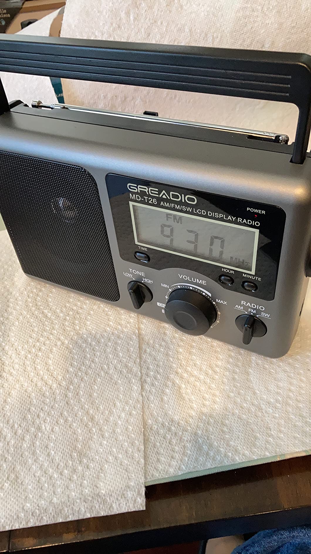 Greadio Portable Shortwave Radio with Best Reception,AM FM Transistor,LCD Display,Time Setting,Battery Operated by 4 D Cell Batteries or AC Power,Big Speaker,Earphone Jack for Gift,Elder,Home Customer Review Greadio Portable Shortwave Radio with Best Reception,AM FM Transistor,LCD Display,Time Setting,Battery Operated by 4 D Cell Batteries or AC Power,Big Speaker,Earphone Jack for Gift,Elder,Home - Customer Photo 2