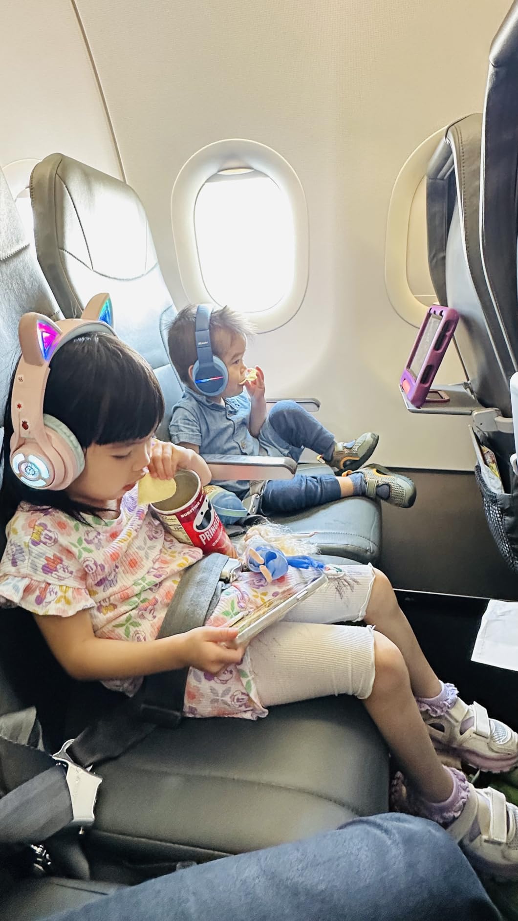 iClever Cat Ear Kids Bluetooth Headphones, LED Lights Up, 74/85dBA Safe Volume Limited, 50H Playtime,Bluetooth 5.2, USB C, Kids Headphones Wireless for Travel iPad Tablet, Meow Macaron Pink Customer Review iClever Cat Ear Kids Bluetooth Headphones, LED Lights Up, 74/85dBA Safe Volume Limited, 50H Playtime,Bluetooth 5.2, USB C, Kids Headphones Wireless for Travel iPad Tablet, Meow Macaron Pink - Customer Photo 1