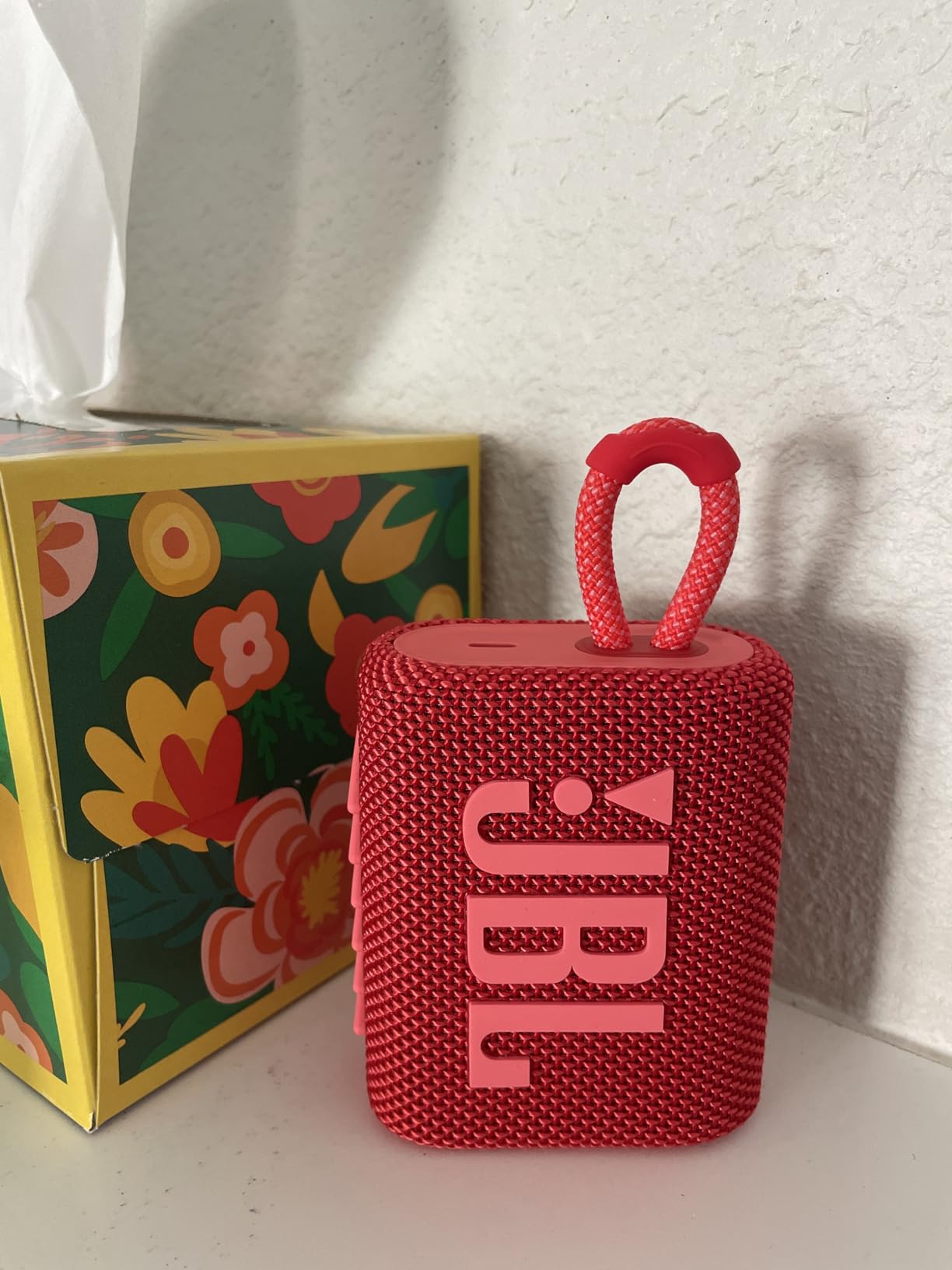 JBL Go 3 - Portable Mini Bluetooth Speaker, big audio and punchy bass, IP67 waterproof and dustproof, 5 hours of playtime, speaker for home, outdoor and travel (Black) Customer Review JBL Go 3 - Portable Mini Bluetooth Speaker, big audio and punchy bass, IP67 waterproof and dustproof, 5 hours of playtime, speaker for home, outdoor and travel (Black) - Customer Photo 1