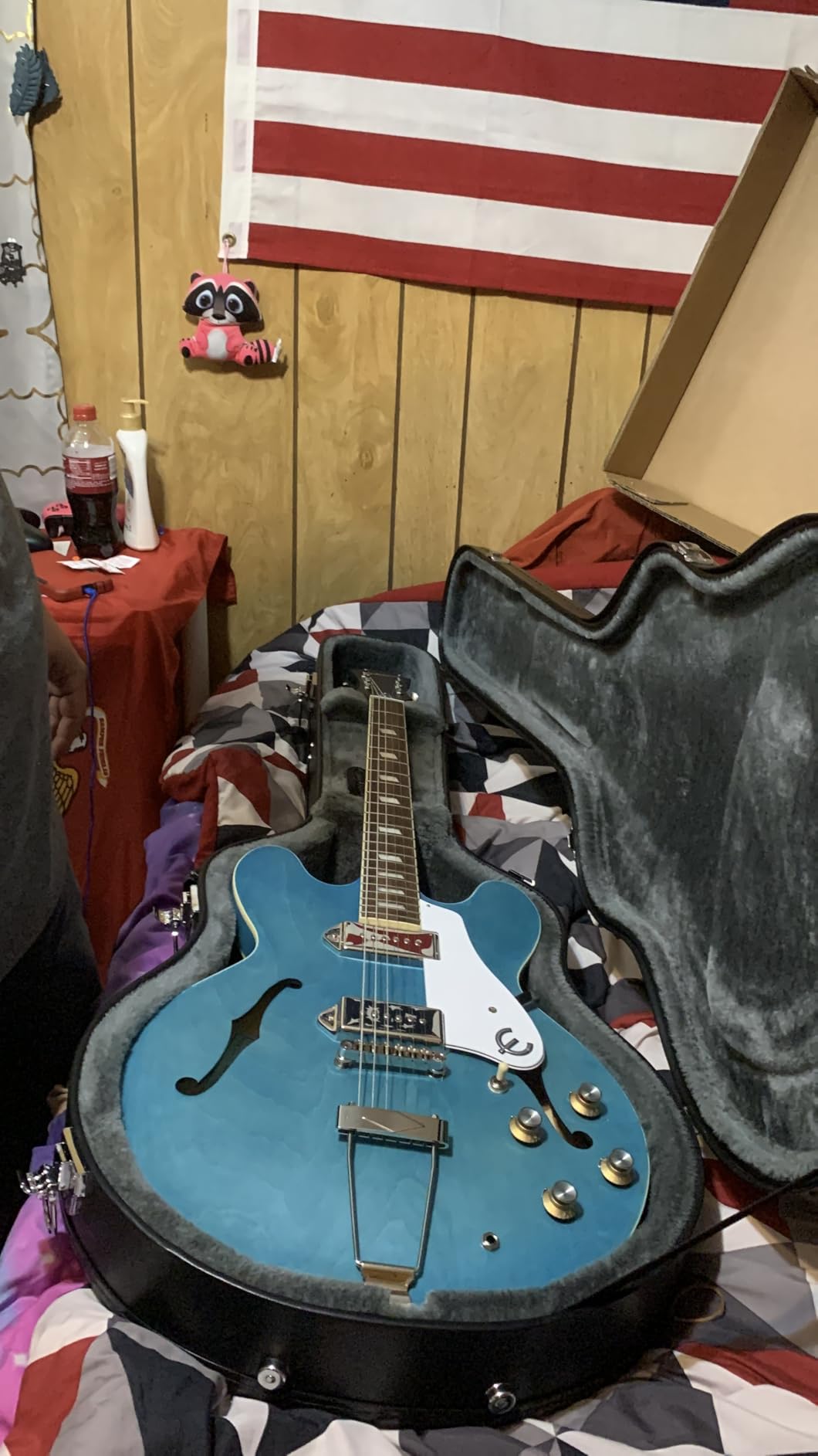 Epiphone Casino Hollowbody Worn, Ebony - Customer Photo 1