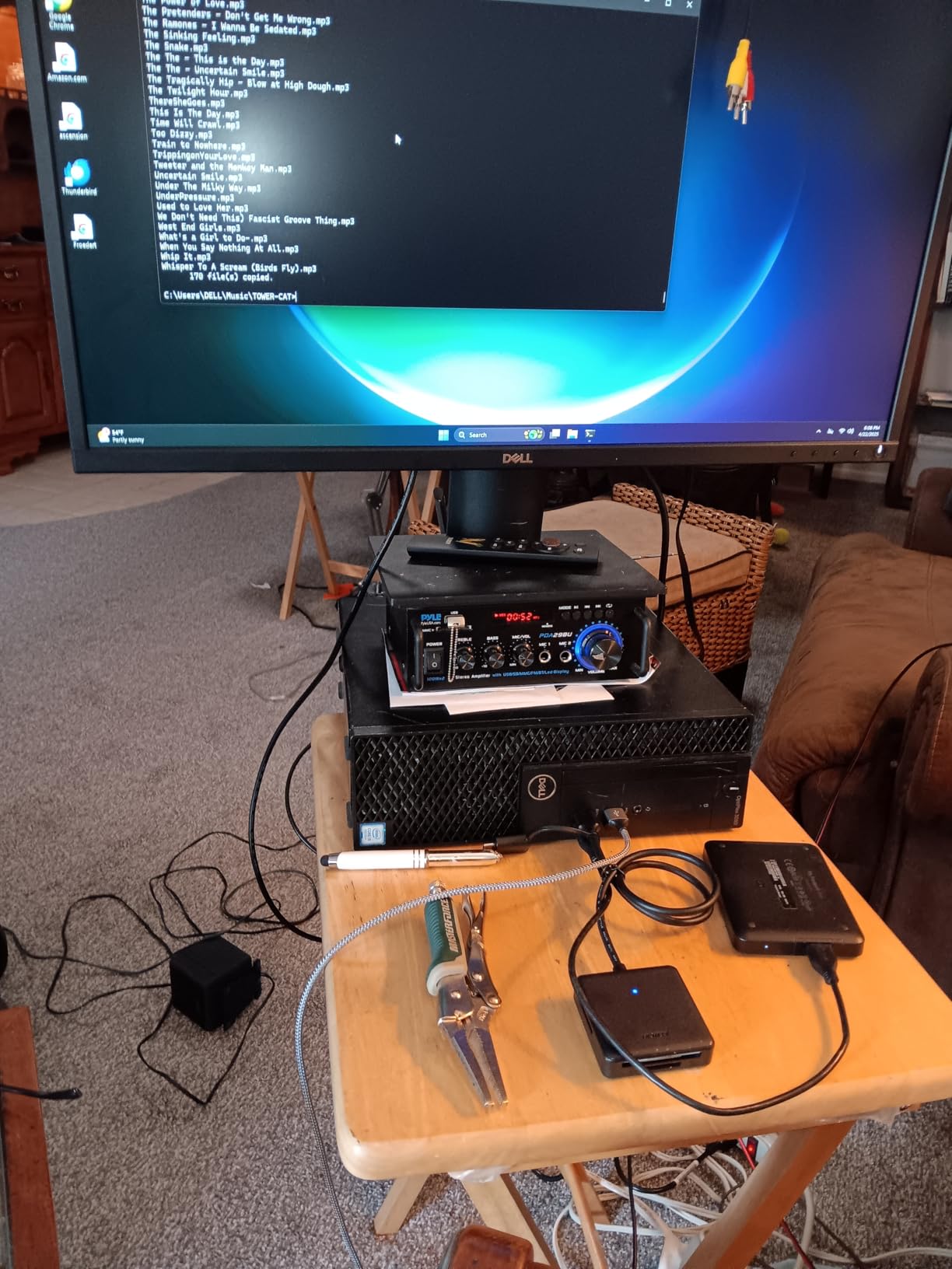 Pyle 200W Stereo Power Amplifier with Bluetooth - Dual Channel Audio Receiver - LED Display - RCA - USB - SD - MIC IN - FM Radio - AUX Input - Perfect for Home & Computer Audio - PDA29BU.5 Customer Review Pyle 200W Stereo Power Amplifier with Bluetooth - Dual Channel Audio Receiver - LED Display - RCA - USB - SD - MIC IN - FM Radio - AUX Input - Perfect for Home & Computer Audio - PDA29BU.5 - Customer Photo 2