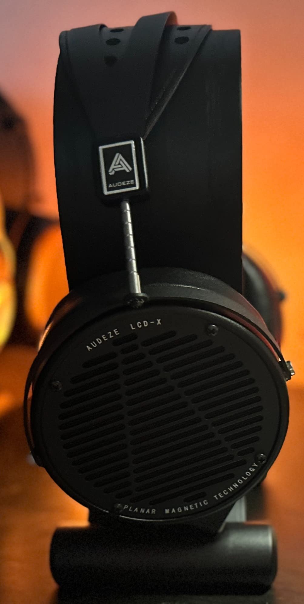 Audeze LCD-X Over-Ear Open Back Professional Headphone New 2021 and Later Version customer photo 1