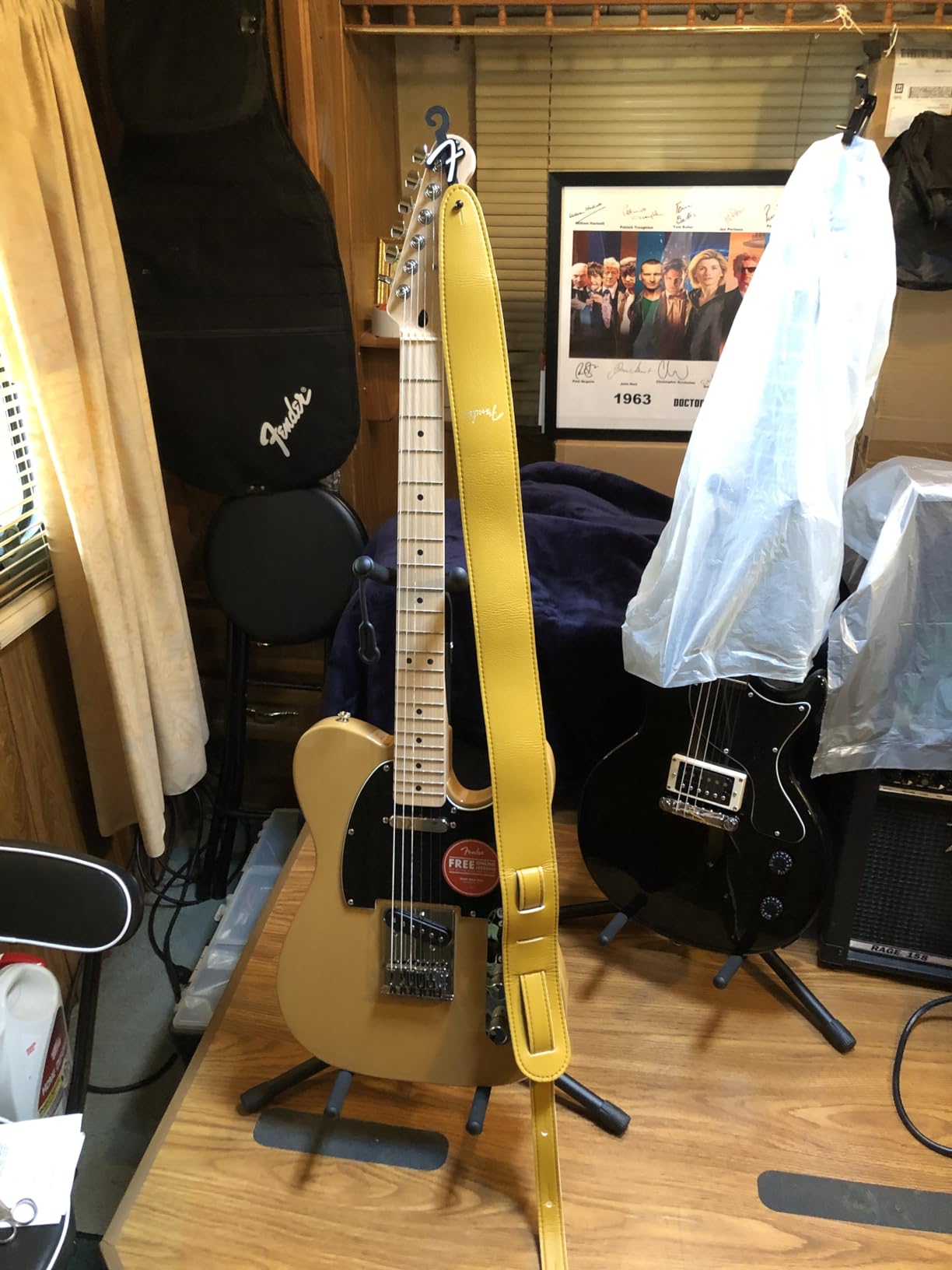 Squier Affinity Series Telecaster Electric Guitar, with 2-Year Warranty, Butterscotch Blonde, Maple Fingerboard Customer Review Squier Affinity Series Telecaster Electric Guitar, with 2-Year Warranty, Butterscotch Blonde, Maple Fingerboard - Customer Photo 1