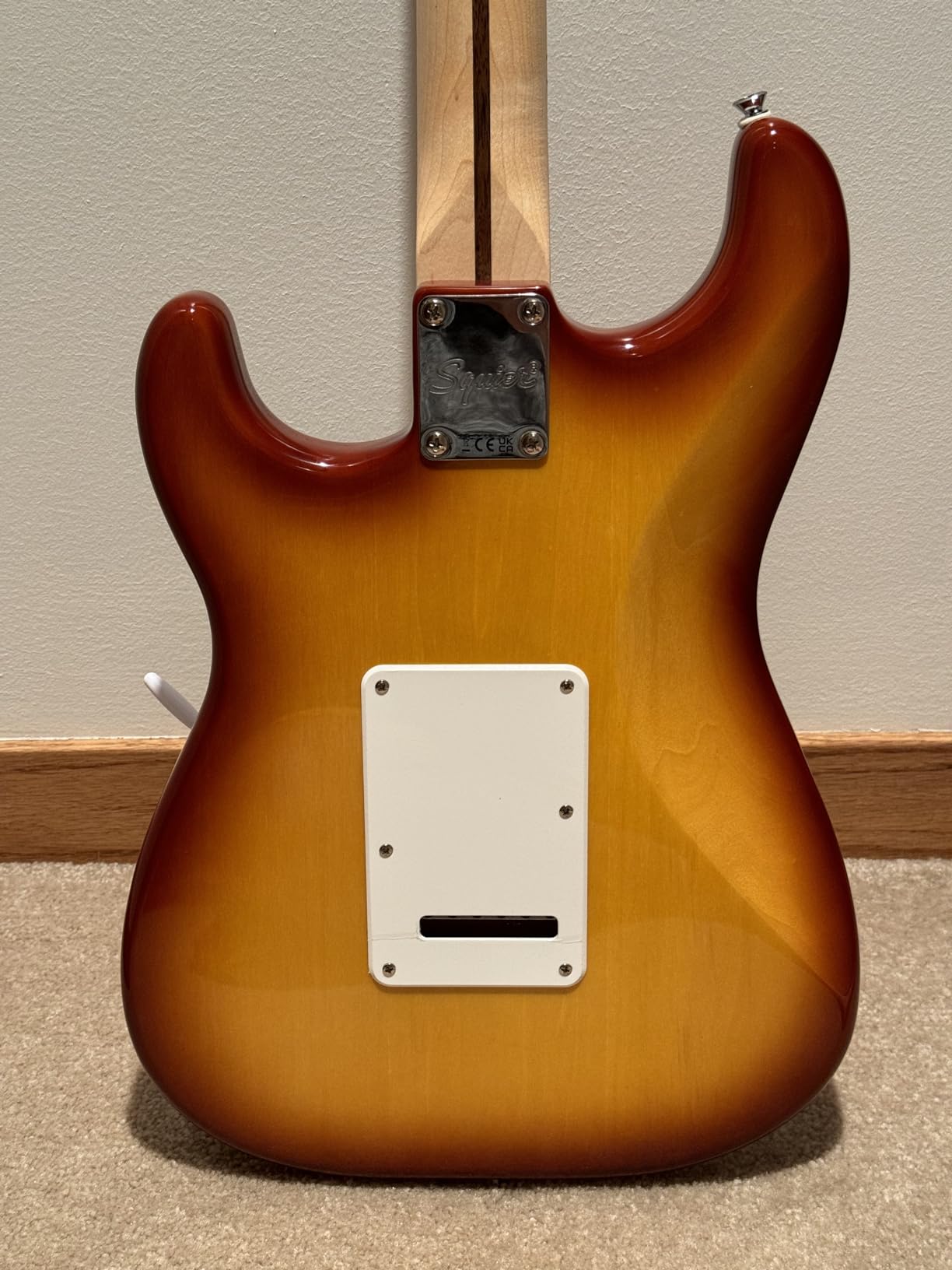 Affinity Series Stratocaster FMT HSS, Maple Fingerboard, White Pickguard, Sienna Sunburst Customer Review Affinity Series Stratocaster FMT HSS, Maple Fingerboard, White Pickguard, Sienna Sunburst - Customer Photo 2