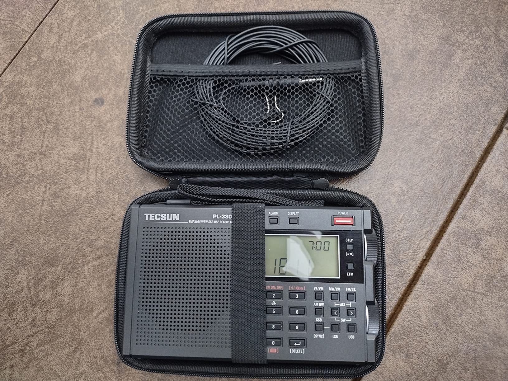 Tecsun Digital PL330 AM/FM/LW/SW Worldband Radio with Single Side Band Receiver Customer Review Tecsun Digital PL330 AM/FM/LW/SW Worldband Radio with Single Side Band Receiver - Customer Photo 2
