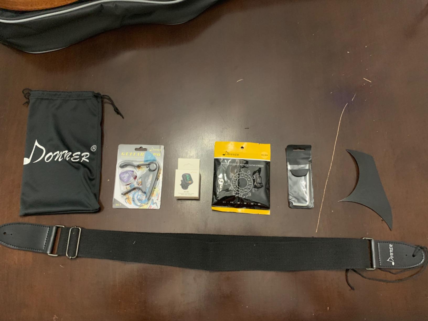 Donner 3/4 Acoustic Guitar Kit 36 Inch Dreadnought Bundle for Small Hands Customer Review Donner 3/4 Acoustic Guitar Kit 36 Inch Dreadnought Bundle for Small Hands - Customer Photo 2