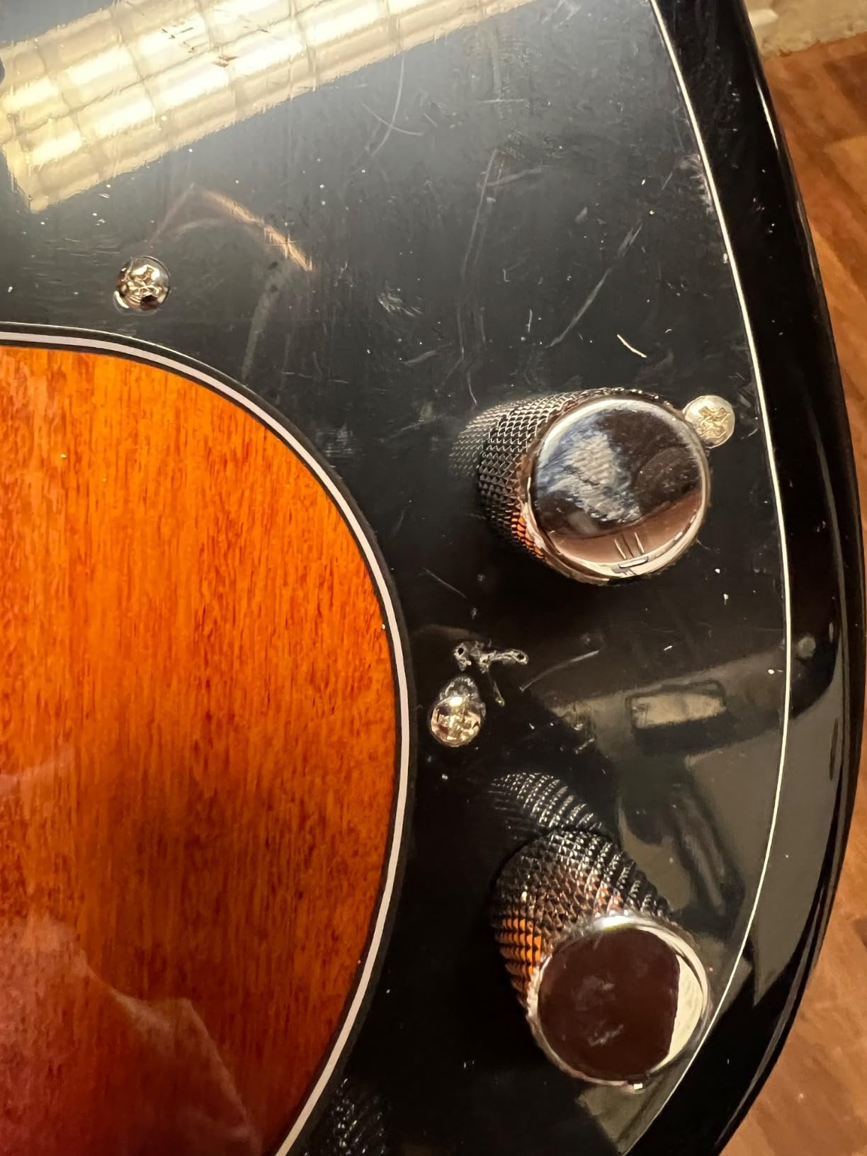 Squier Affinity Series Precision Bass Pack, 3-Color Sunburst, Laurel Fingerboard, with Gig Bag and Rumble 15 Amp - Customer Photo 3