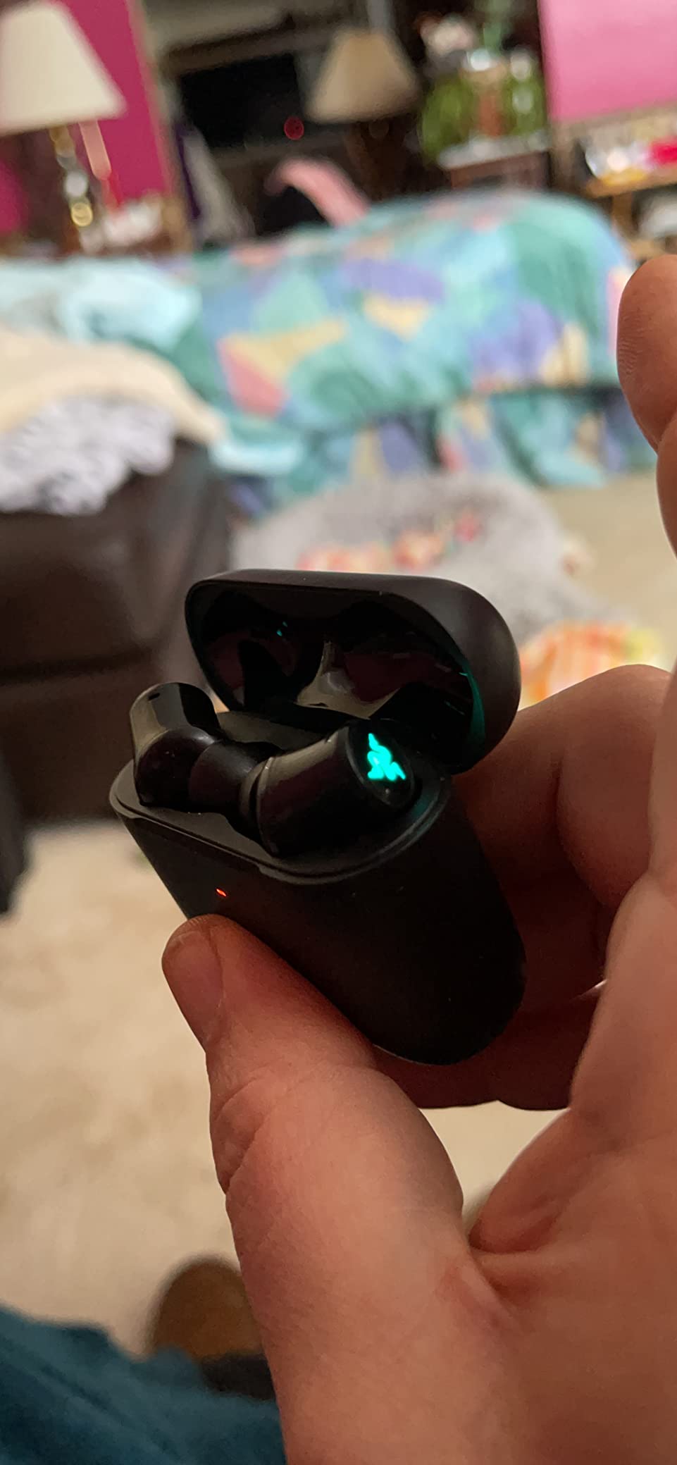Razer Hammerhead True Wireless (2nd Gen) Bluetooth Gaming Earbuds: Chroma RGB Lighting -60ms Low-Latency- Active Noise Cancellation - Dual Environmental Noise Cancelling Microphones- Classic Black Customer Review Razer Hammerhead True Wireless (2nd Gen) Bluetooth Gaming Earbuds: Chroma RGB Lighting -60ms Low-Latency- Active Noise Cancellation - Dual Environmental Noise Cancelling Microphones- Classic Black - Customer Photo 1