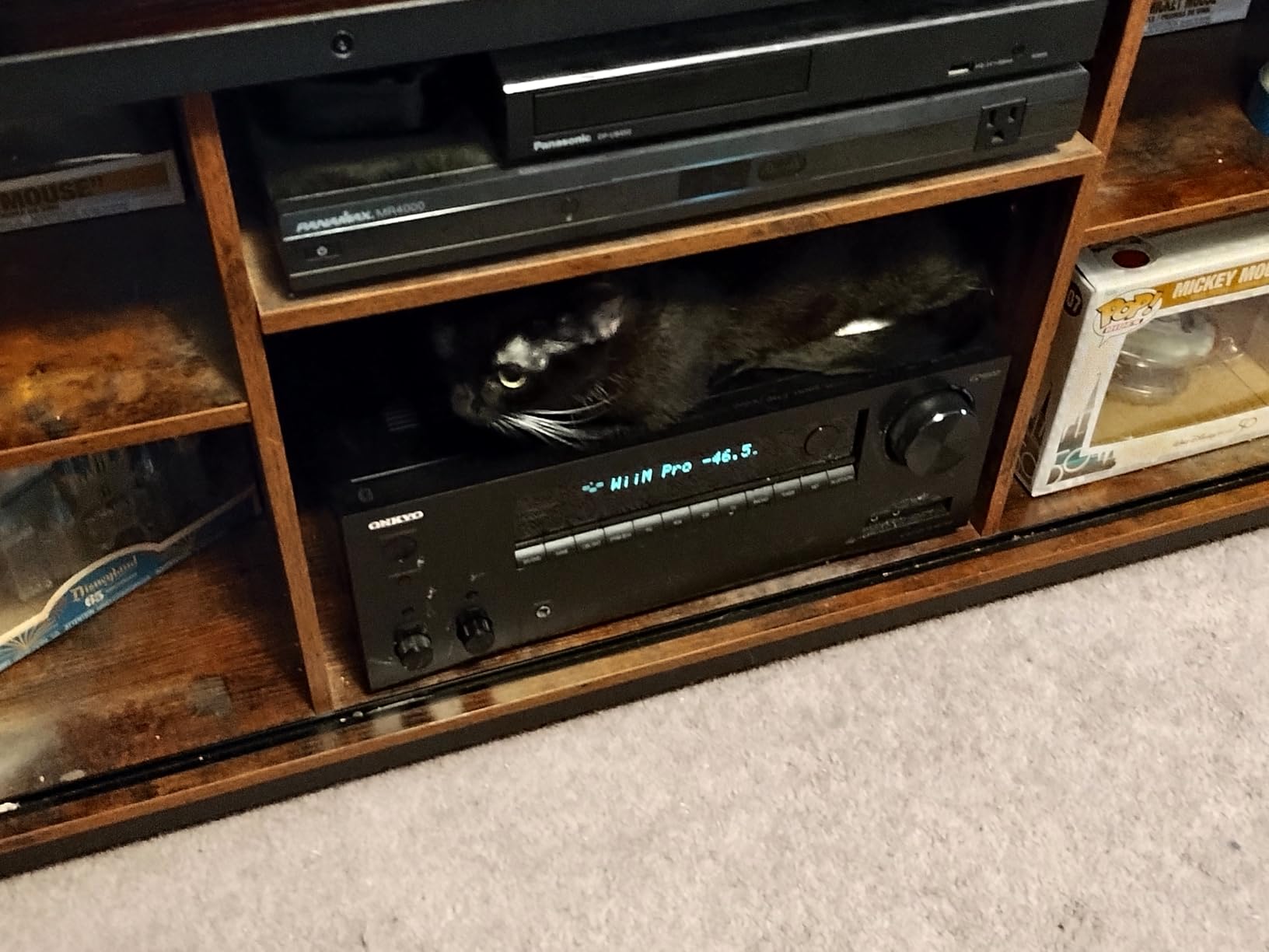 Onkyo TX-NR7100 9.2-Channel AV Receiver - 100 Watts Per Channel, Dirac Live Out of Box, Works with Sonos Certified, THX Certified and More - Customer Photo 3