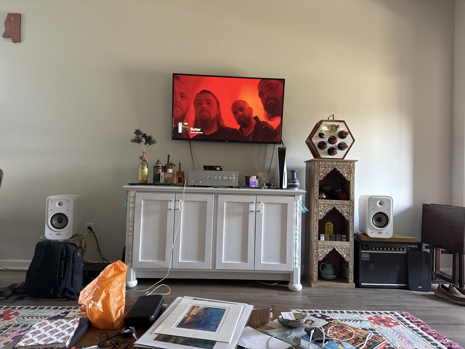 Polk Audio Signature Elite ES20 Hi-Res Audio Certified 6.5 Inch Bookshelf Speaker - Pair (Walnut) customer photo 1