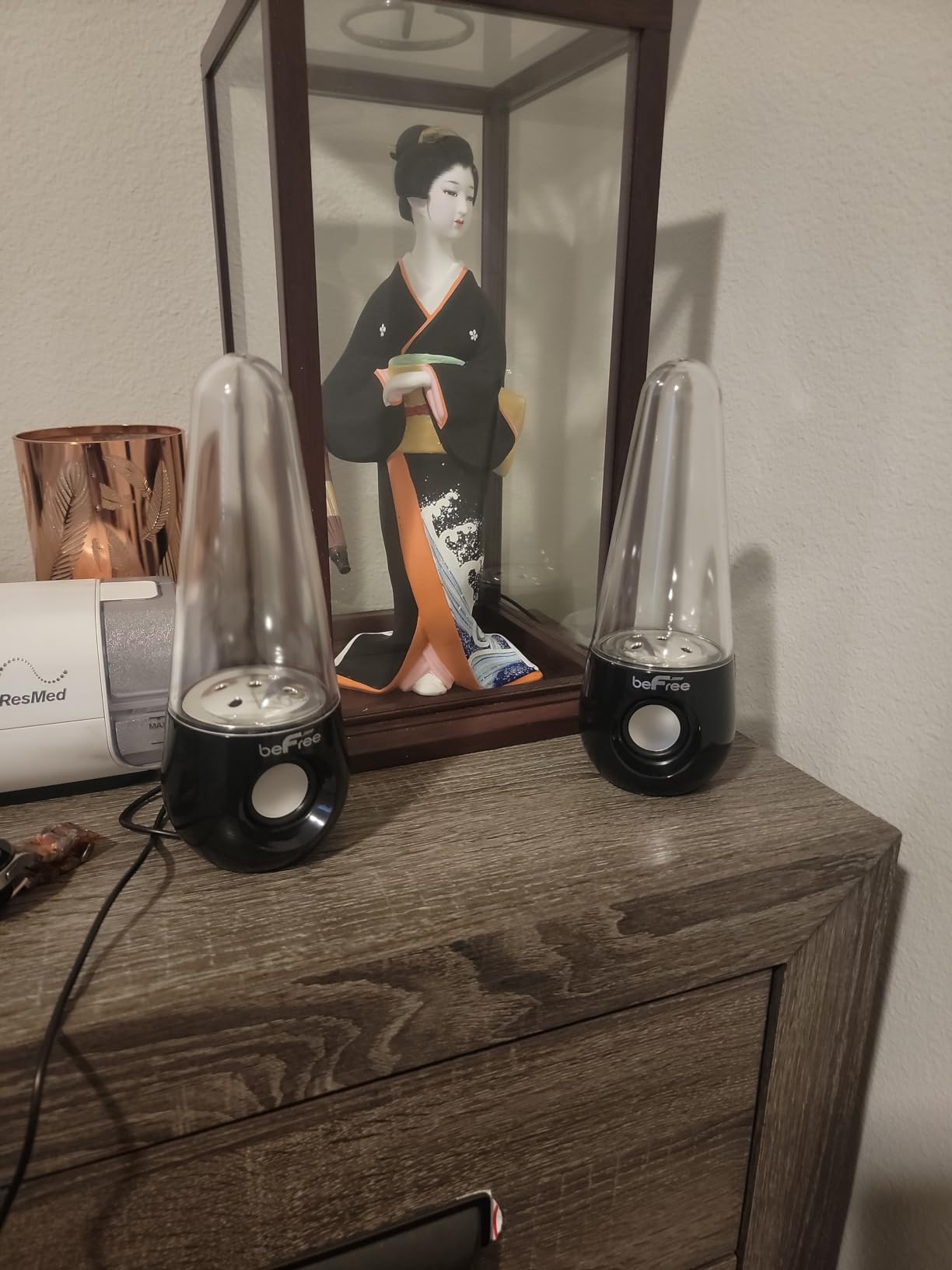 beFree Sound Bluetooth LED Dancing Water Multimedia Speakers in Black, (BFS-Shelf Speaker) - Customer Photo 1