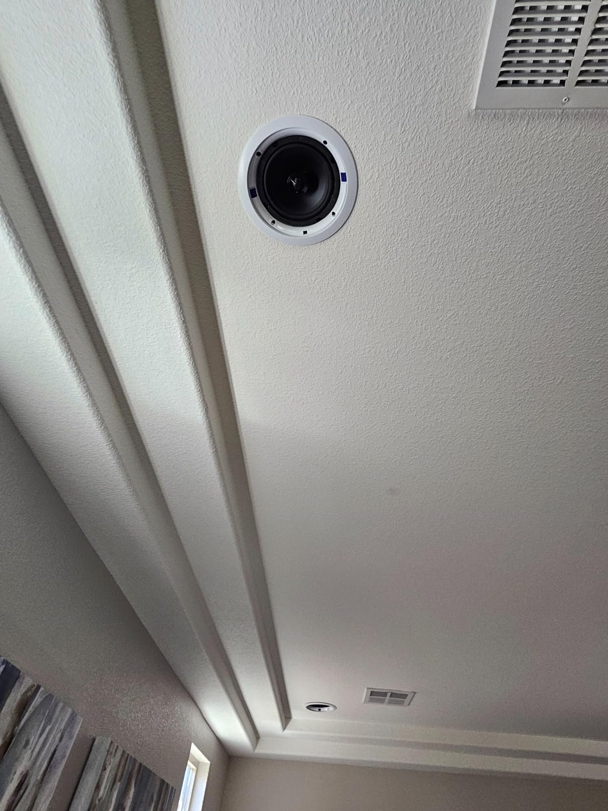Herdio 6.5'' 640Watts 2-Way Bluetooth Ceiling Speakers Package Great for Home Theater System, Living Room,Office,Flush Mount Wired(4 Speakers) Customer Review Herdio 6.5'' 640Watts 2-Way Bluetooth Ceiling Speakers Package Great for Home Theater System, Living Room,Office,Flush Mount Wired(4 Speakers) - Customer Photo 1
