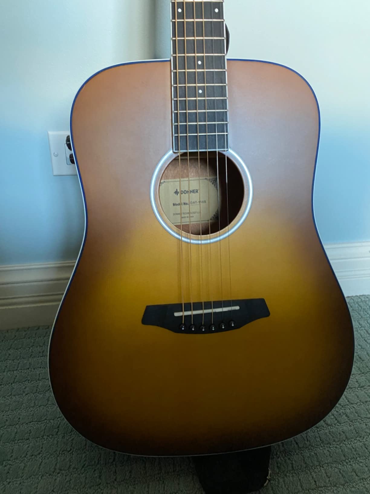 Donner Acoustic Electric Guitar Full Size Kit for Beginner Intermediate with Amplifier Capo Pick Tuner Strings Strap - 41 Inch customer photo 1