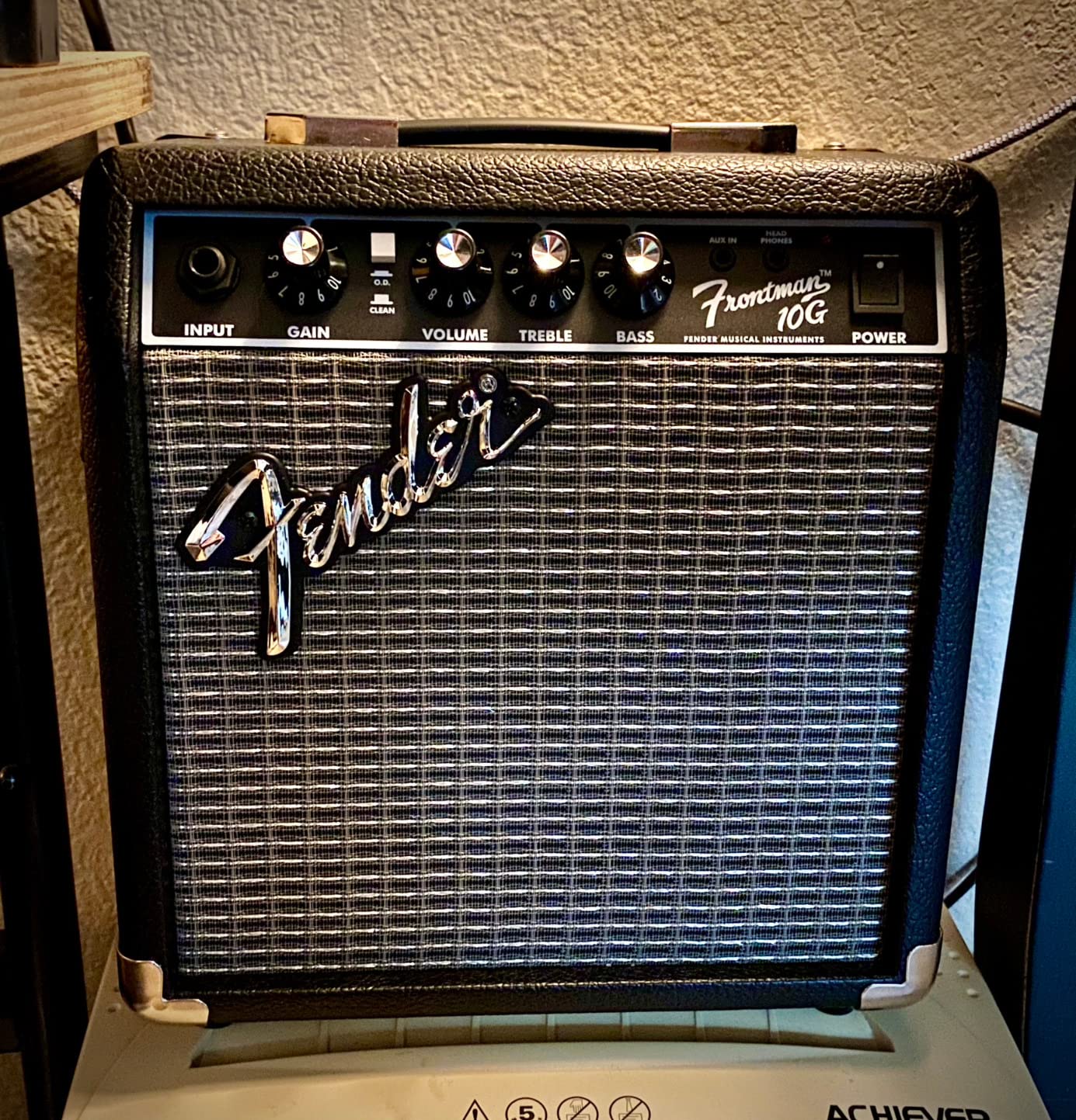 Fender Frontman 20G Guitar Amp, 20 Watts, with 2-Year Warranty, 6 Inch Fender Special Design Speaker customer photo 1