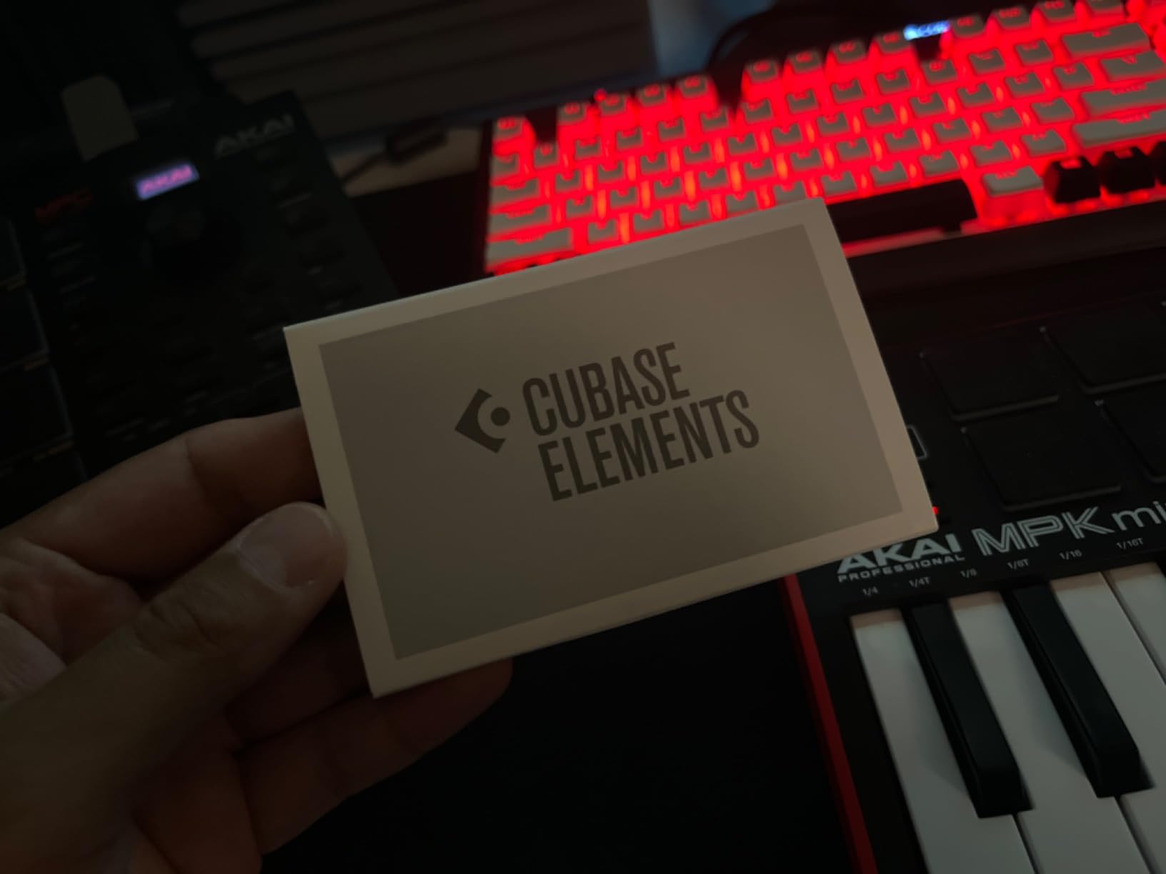 Steinberg Cubase 13 Elements - Accessible Music Production Software for PC/Mac Customer Review Steinberg Cubase 13 Elements - Accessible Music Production Software for PC/Mac - Customer Photo 1