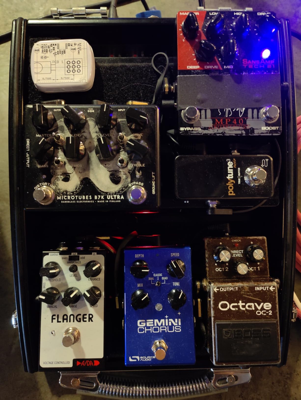 Tech 21 YYZ Geddy Lee Shape-Shifter Signature SansAmp Pedal with 12dB Boost Stomp Switch, Mix Control, and 3-Band Active EQ Customer Review Tech 21 YYZ Geddy Lee Shape-Shifter Signature SansAmp Pedal with 12dB Boost Stomp Switch, Mix Control, and 3-Band Active EQ - Customer Photo 1