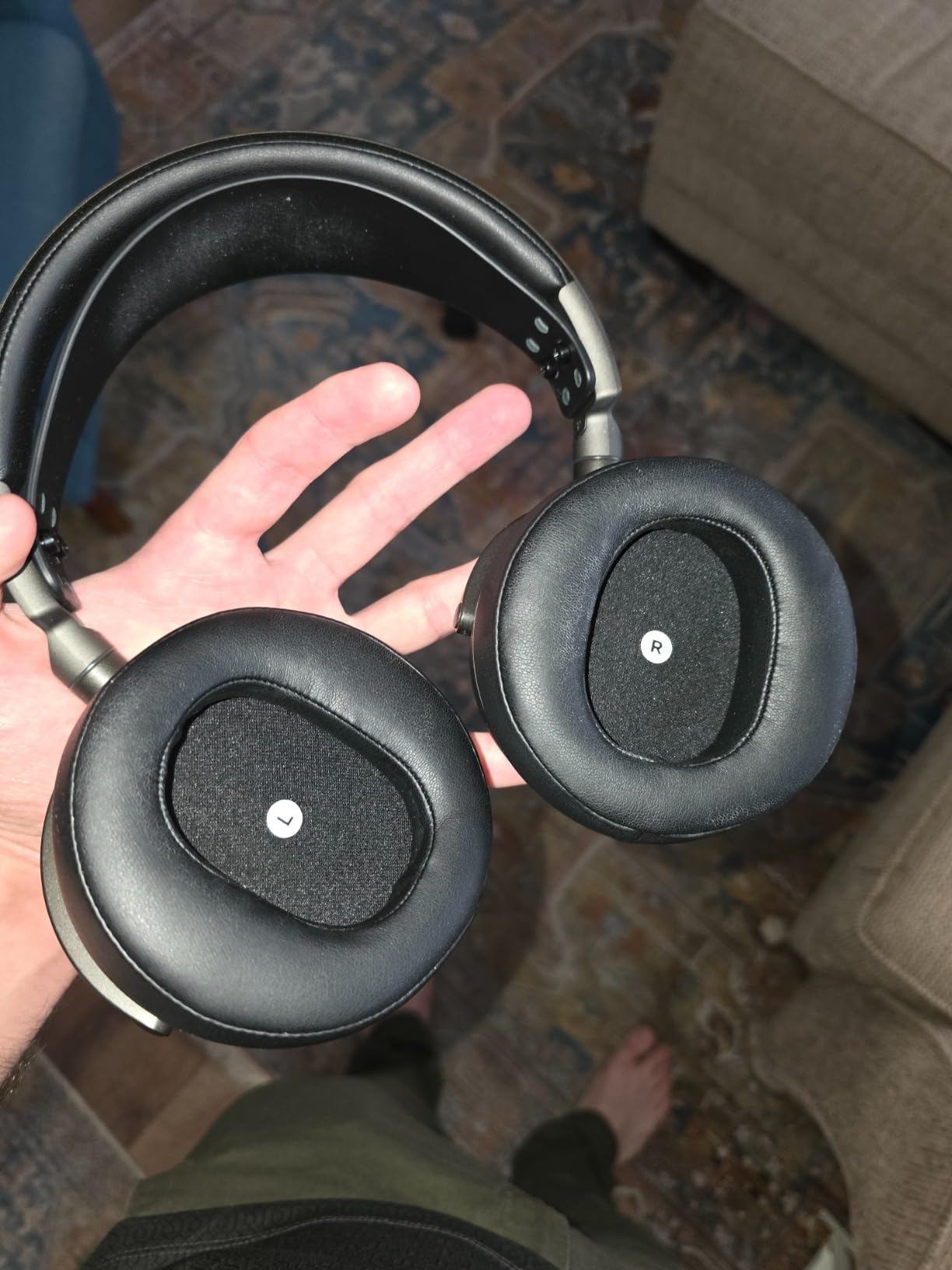 Audeze Maxwell Wireless Gaming Headset for PlayStation, Mac, PC, and Switch Customer Review Audeze Maxwell Wireless Gaming Headset for PlayStation, Mac, PC, and Switch - Customer Photo 3