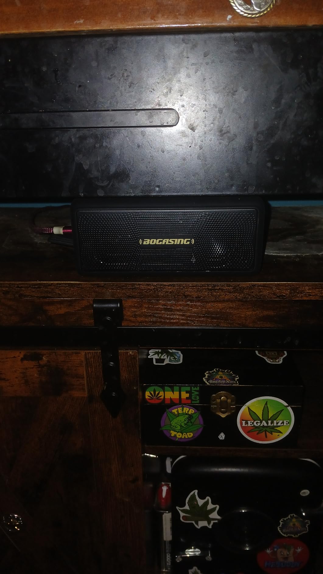 BOGASING Bluetooth Speakers, M5 Portable Wireless Speaker with 40W Loud Stereo Sound & Punchy Bass, 30H Playtime, IPX7 Waterproof, Bluetooth 5.3, EQ, TWS, TF-Card, AUX, USB, for Outdoor Home (Black) Customer Review BOGASING Bluetooth Speakers, M5 Portable Wireless Speaker with 40W Loud Stereo Sound & Punchy Bass, 30H Playtime, IPX7 Waterproof, Bluetooth 5.3, EQ, TWS, TF-Card, AUX, USB, for Outdoor Home (Black) - Customer Photo 1