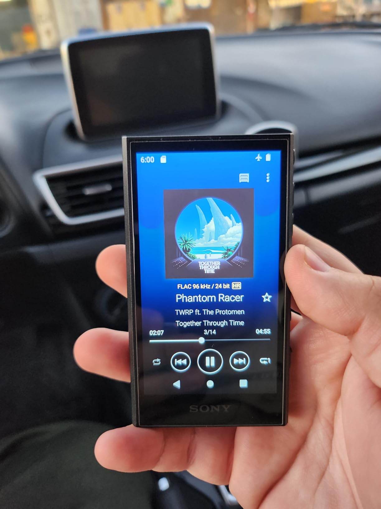 Sony NW-A306 Walkman 32GB Hi-Res Portable Digital Music Player with Android, up to 36 Hour Battery, Wi-Fi & Bluetooth and USB Type-C - Black NW-A306/B, Black customer photo 1
