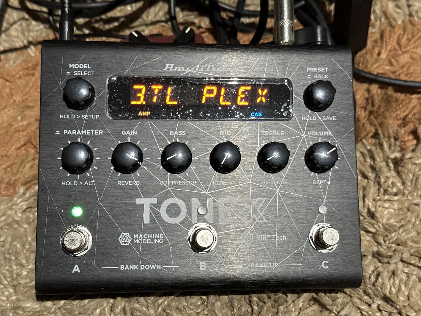 IK Multimedia TONEX Pedal: Stereo multi-effects guitar and bass pedal with 150 Presets, 15 Pre/Post FX, Tuner, Tap Tempo, Headphone Out, Software Player and Editor Customer Review IK Multimedia TONEX Pedal: Stereo multi-effects guitar and bass pedal with 150 Presets, 15 Pre/Post FX, Tuner, Tap Tempo, Headphone Out, Software Player and Editor - Customer Photo 1
