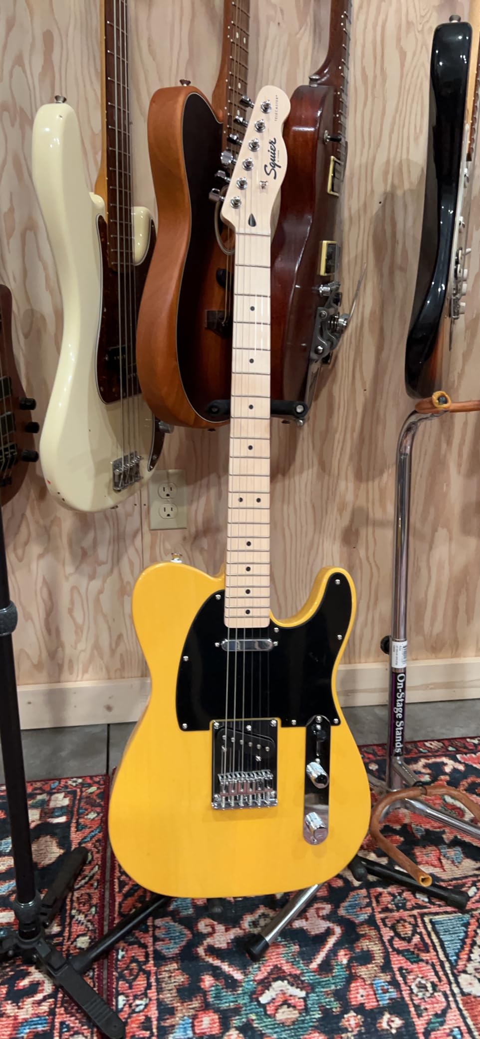 Squire Sonic Telecaster Electric Guitar, California Blue, Laurel Fingerboard Customer Review Squire Sonic Telecaster Electric Guitar, California Blue, Laurel Fingerboard - Customer Photo 1
