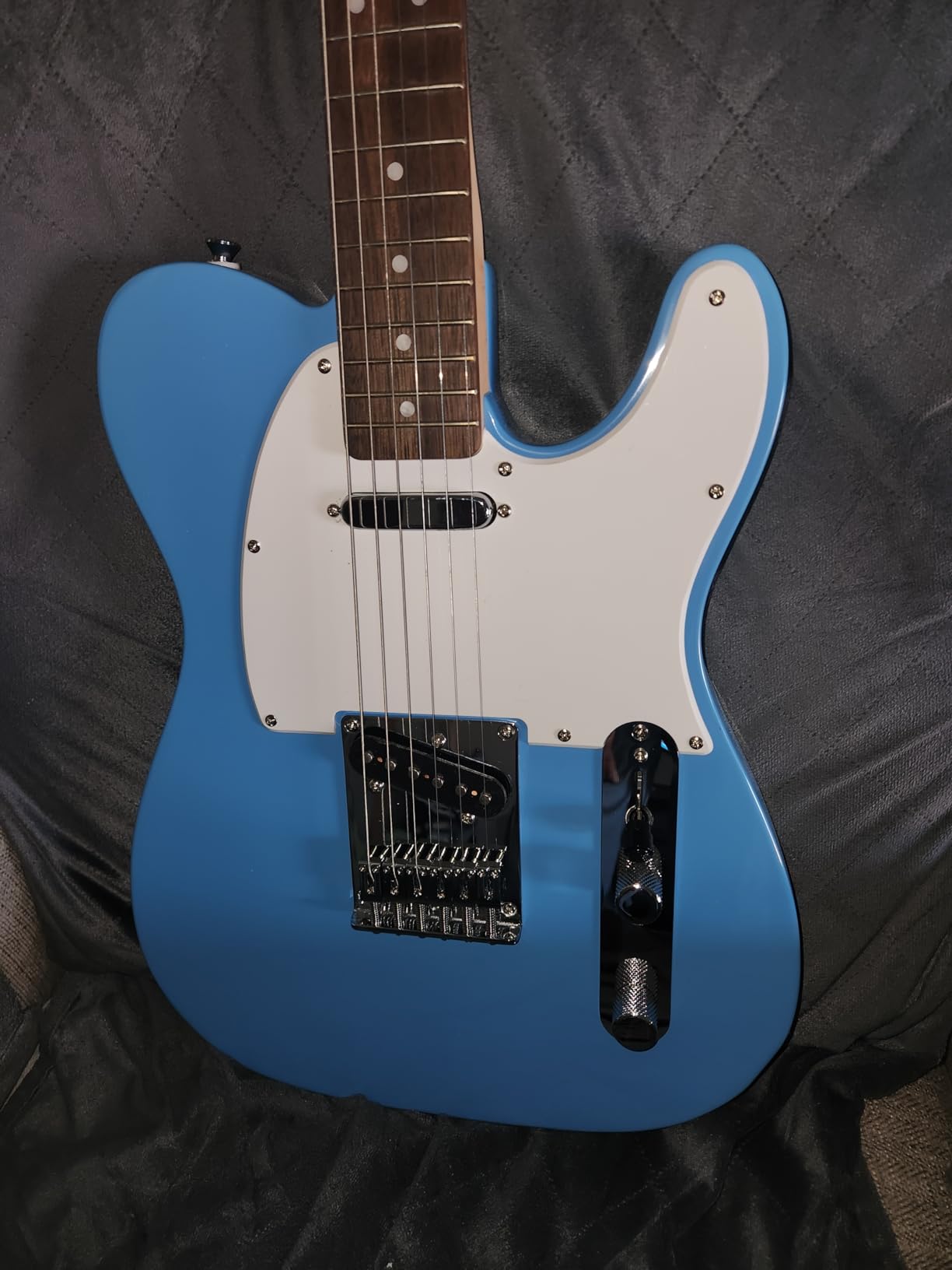 Squire Sonic Telecaster Electric Guitar, California Blue, Laurel Fingerboard Customer Review Squire Sonic Telecaster Electric Guitar, California Blue, Laurel Fingerboard - Customer Photo 2