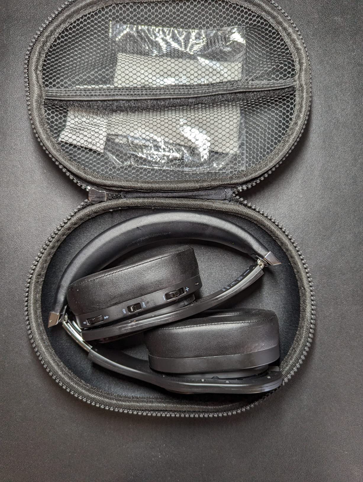 PSB M4U 8 MKII Wireless Active Noise Cancelling HD Bluetooth Headphones - Espresso Brown Customer Review PSB M4U 8 MKII Wireless Active Noise Cancelling HD Bluetooth Headphones - Espresso Brown - Customer Photo 2