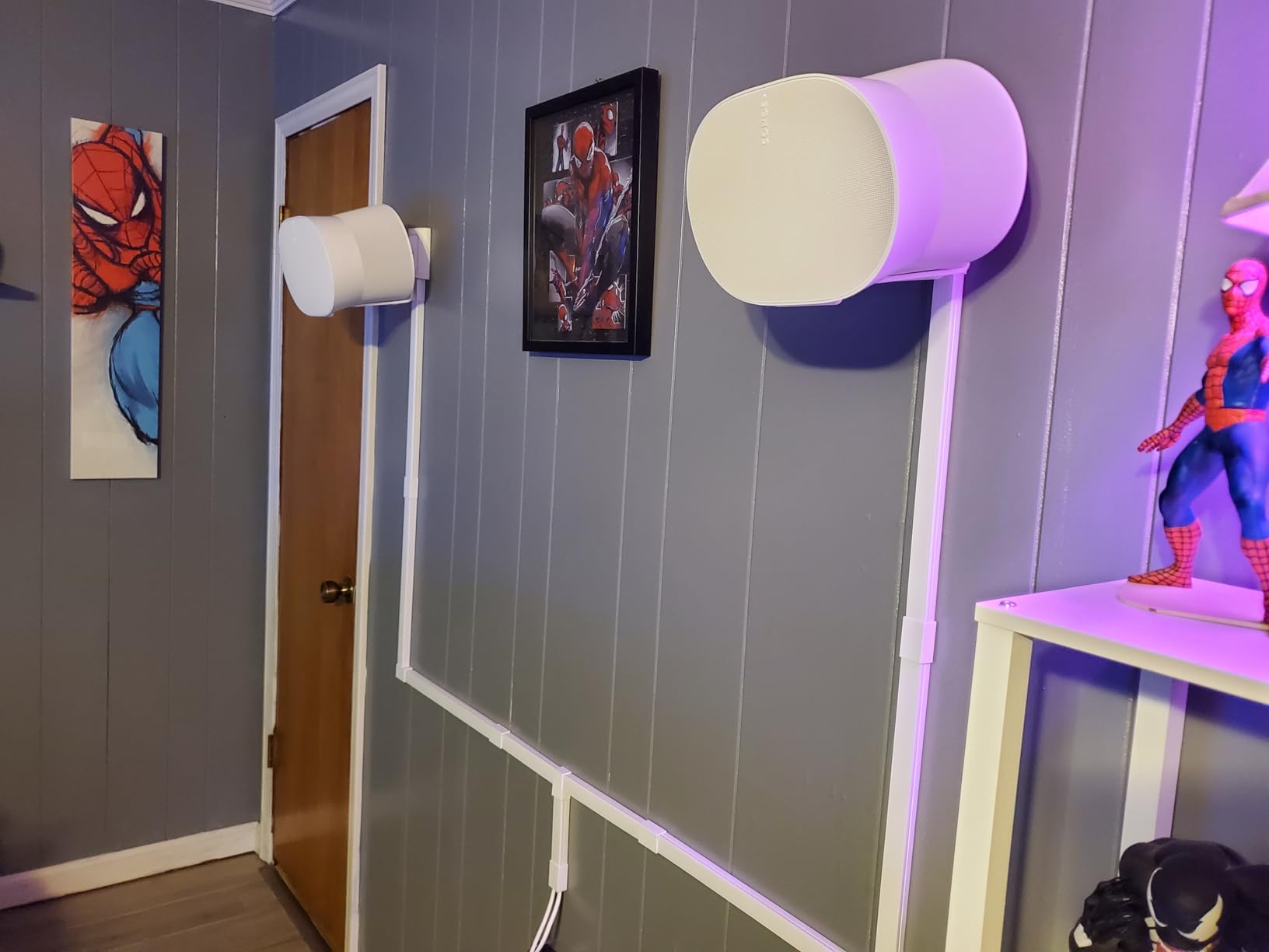 Sonos Era 300 - White - Wireless, Alexa Enabled Smart Speaker with Dolby Atmos - Customer Photo 2