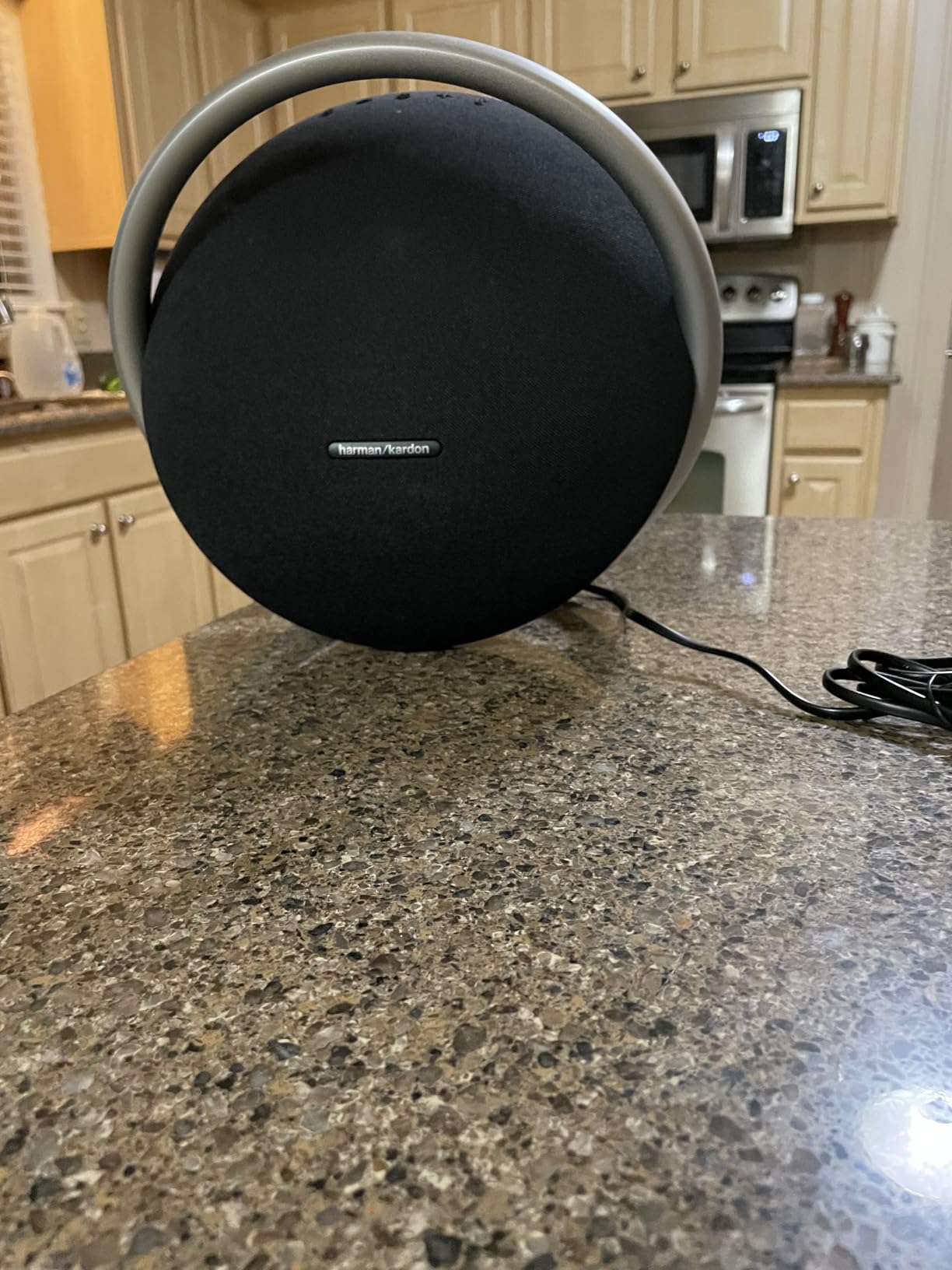 Harman Kardon Onyx Studio 8 (Renewed), Black Customer Review Harman Kardon Onyx Studio 8 (Renewed), Black - Customer Photo 2