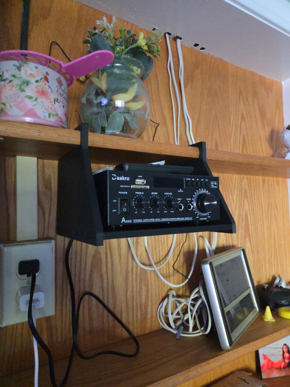AK45 Stereo Audio Amplifier,300W Home 2 Channel Wireless Bluetooth 5.0 Power Amplifier System, Home Amplifiers FM Radio, USB, SD Card, with Remote Control Home Theater Audio Stereo System Customer Review AK45 Stereo Audio Amplifier,300W Home 2 Channel Wireless Bluetooth 5.0 Power Amplifier System, Home Amplifiers FM Radio, USB, SD Card, with Remote Control Home Theater Audio Stereo System - Customer Photo 1