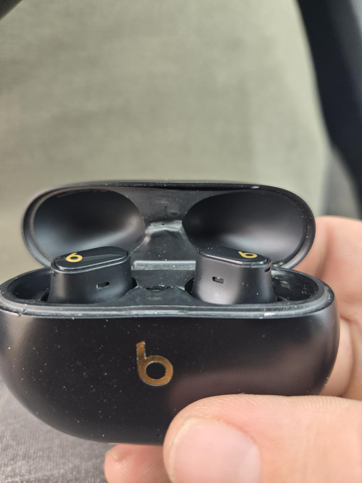 Beats Studio Buds + | True Wireless Noise Cancelling Earbuds, Enhanced Apple & Android Compatibility, Built-in Microphone, Sweat Resistant Bluetooth Headphones, Spatial Audio - Transparent Customer Review Beats Studio Buds + | True Wireless Noise Cancelling Earbuds, Enhanced Apple & Android Compatibility, Built-in Microphone, Sweat Resistant Bluetooth Headphones, Spatial Audio - Transparent - Customer Photo 4