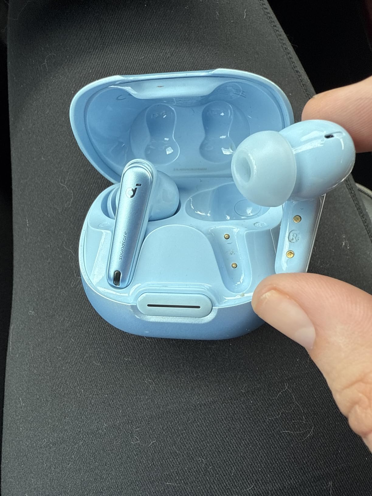 Soundcore by Anker Liberty 4 NC Wireless Earbuds, 98.5% Noise Reduction, Adaptive Noise Cancelling to Ears and Environment, Hi-Res Sound, 50H Battery, Wireless Charging, Bluetooth 5.3 - Customer Photo 2