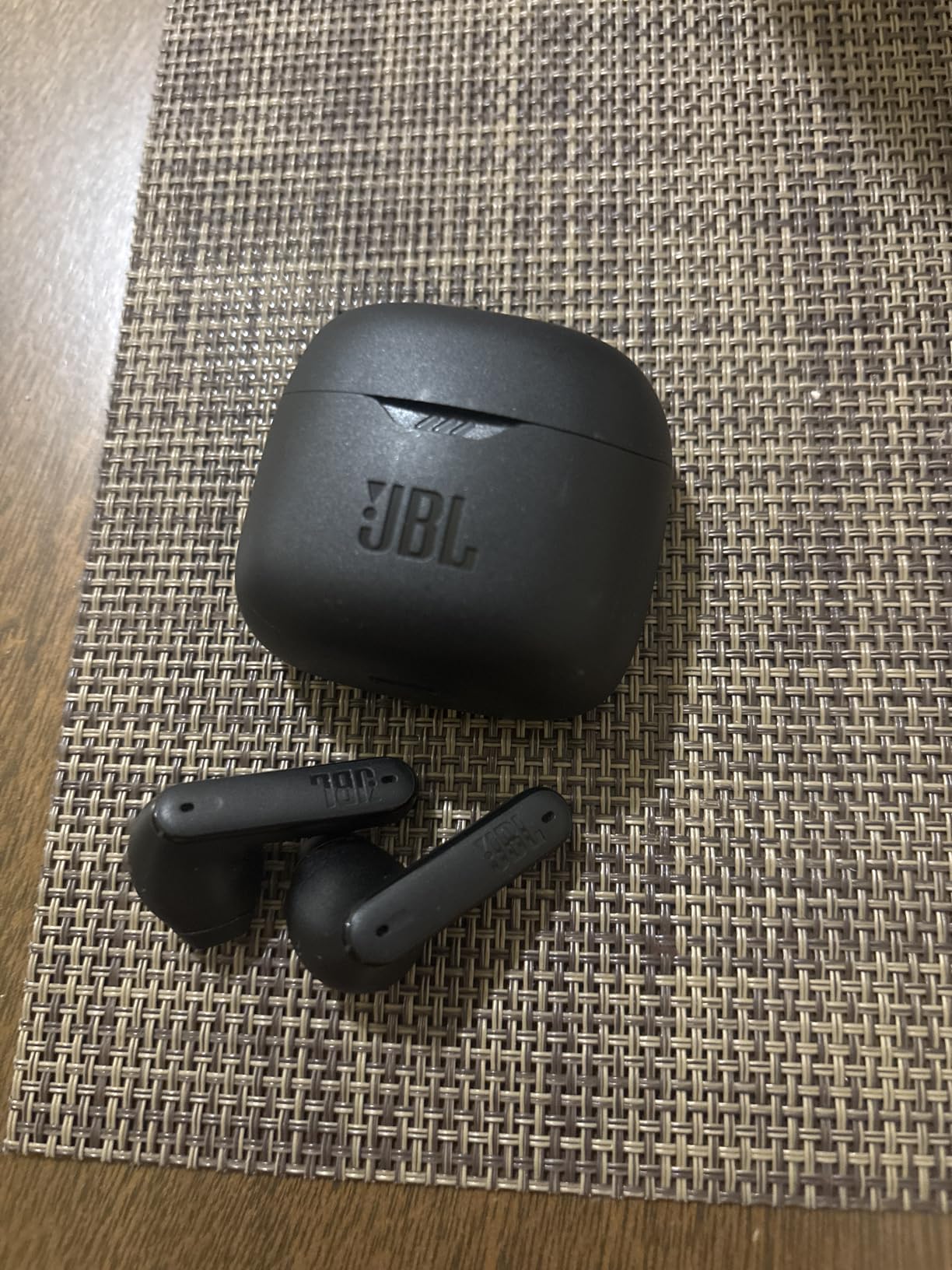 JBL Tune Flex - True Wireless Noise Cancelling Earbuds, Small customer photo 1