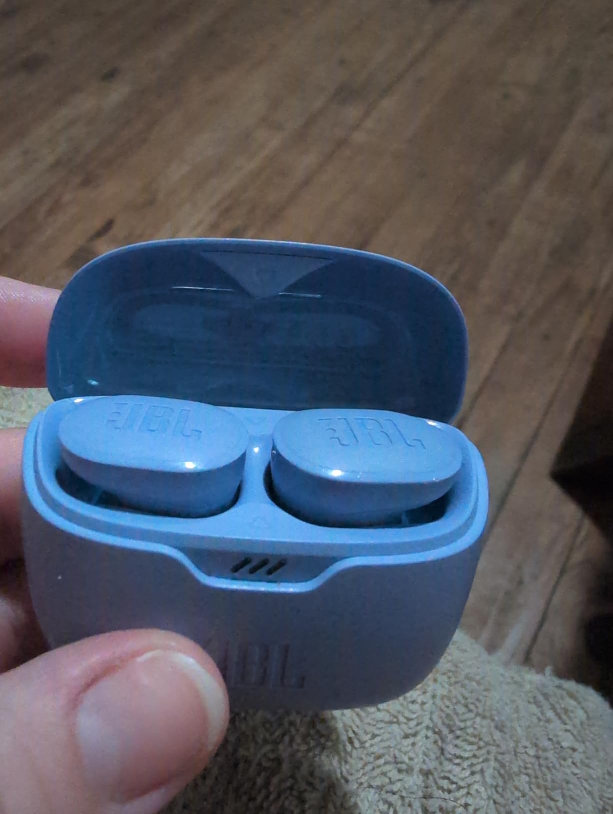 JBL Tune Buds - True wireless Noise Cancelling earbuds, JBL Pure Bass Sound, Bluetooth 5.3, 4-Mic technology for Crisp, Clear Calls, Up to 48 hours of battery life, Water and dust resistant (Black) - Customer Photo 2