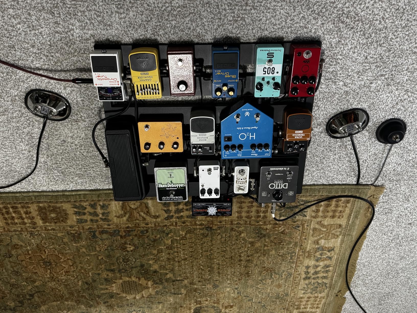 STRICH Guitar Pedal Board Aluminum Alloy 2.65lb Lightweight Effect Pedalboard 22'' x 12.5'' with Carry Bag, STANDARD 22 (Angled) Customer Review STRICH Guitar Pedal Board Aluminum Alloy 2.65lb Lightweight Effect Pedalboard 22'' x 12.5'' with Carry Bag, STANDARD 22 (Angled) - Customer Photo 1