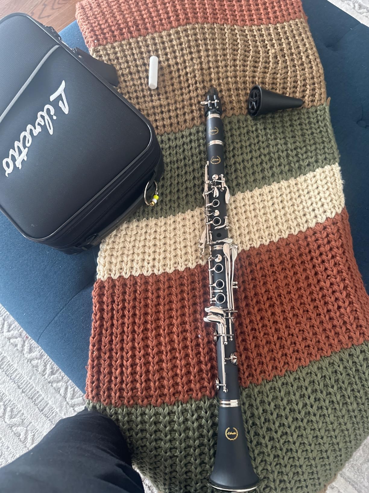 Libretto Bb Clarinet Set for Beginner and Intermediate Players, Name-Brand Mouthpiece & Reeds, Music Stand, Cleaning Kit, Instructions, Backpack Case, 5-Leg Stand, Educator-Recommended customer photo 1
