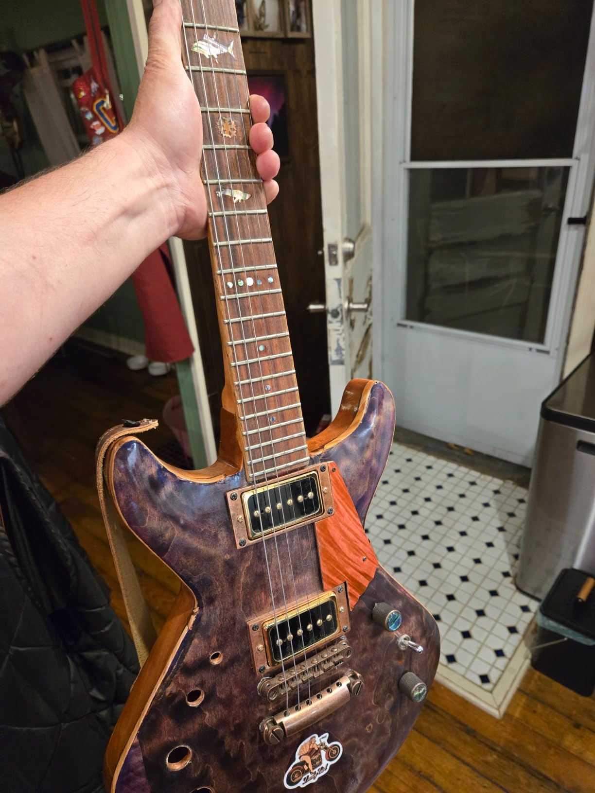 Ernie Ball Regular Slinky Flatwound Electric Guitar Strings 10-46 Gauge (P02591) - Customer Photo 1