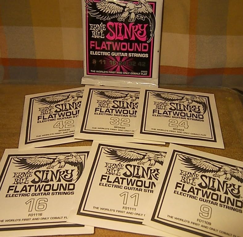 Ernie Ball Regular Slinky Flatwound Electric Guitar Strings 10-46 Gauge (P02591) - Customer Photo 2