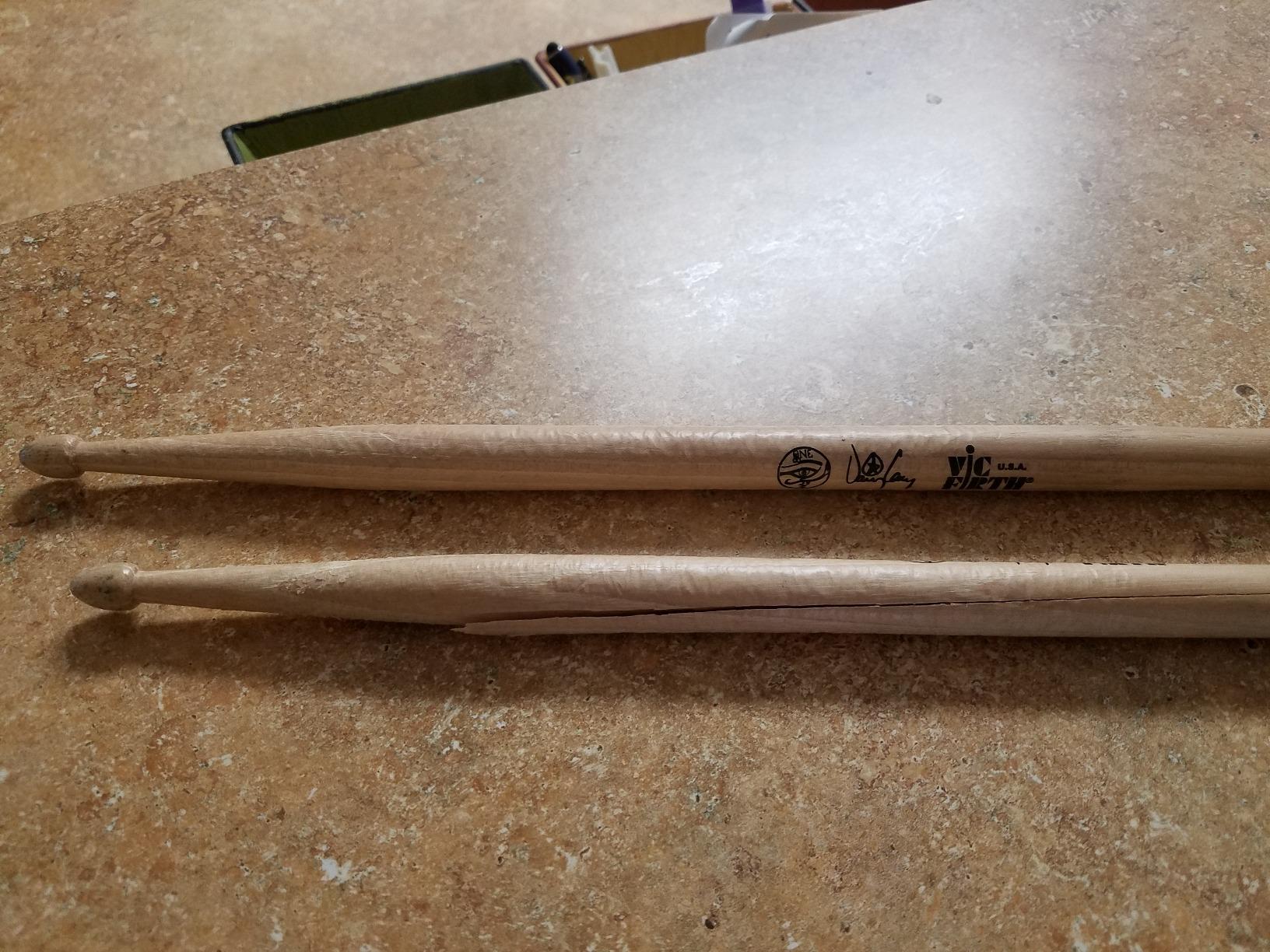 Vic Firth Signature Danny Carey and Avedis Zildjian Dave Grohl Artist Series Drumstick Bundle Customer Review Vic Firth Signature Danny Carey and Avedis Zildjian Dave Grohl Artist Series Drumstick Bundle - Customer Photo 1