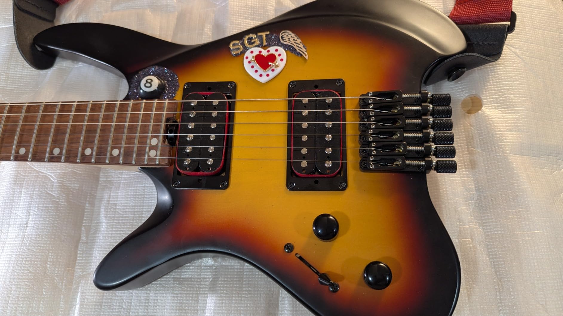 IYV-ISHL-500 LH, 6-String Headless Electric Guitar, 3-Tone Sunburst, Left hand - Customer Photo 2