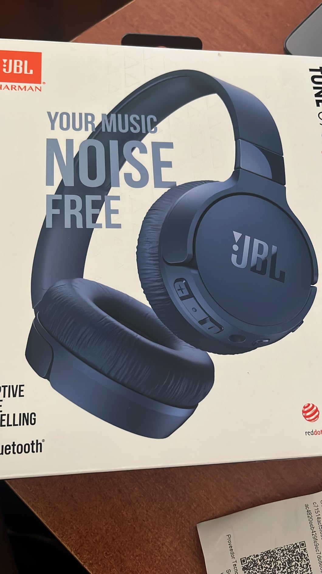 JBL Tune 670NC - Adaptive Noise Cancelling with Smart Ambient Wireless On-Ear Headphones, Up to 70H Battery Life with Speed Charge, Lightweight, Comfortable and Foldable Design (Black) Customer Review JBL Tune 670NC - Adaptive Noise Cancelling with Smart Ambient Wireless On-Ear Headphones, Up to 70H Battery Life with Speed Charge, Lightweight, Comfortable and Foldable Design (Black) - Customer Photo 2