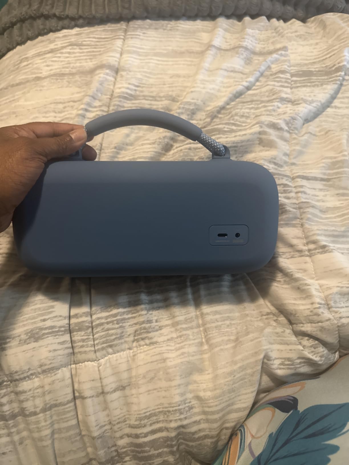 Bose SoundLink Max Portable Speaker, Large IP67 Waterproof Bluetooth Speaker, Up to 20 Hours of Playtime, USB-C, Built-in 3.5mm AUX Input, Black Customer Review Bose SoundLink Max Portable Speaker, Large IP67 Waterproof Bluetooth Speaker, Up to 20 Hours of Playtime, USB-C, Built-in 3.5mm AUX Input, Black - Customer Photo 3
