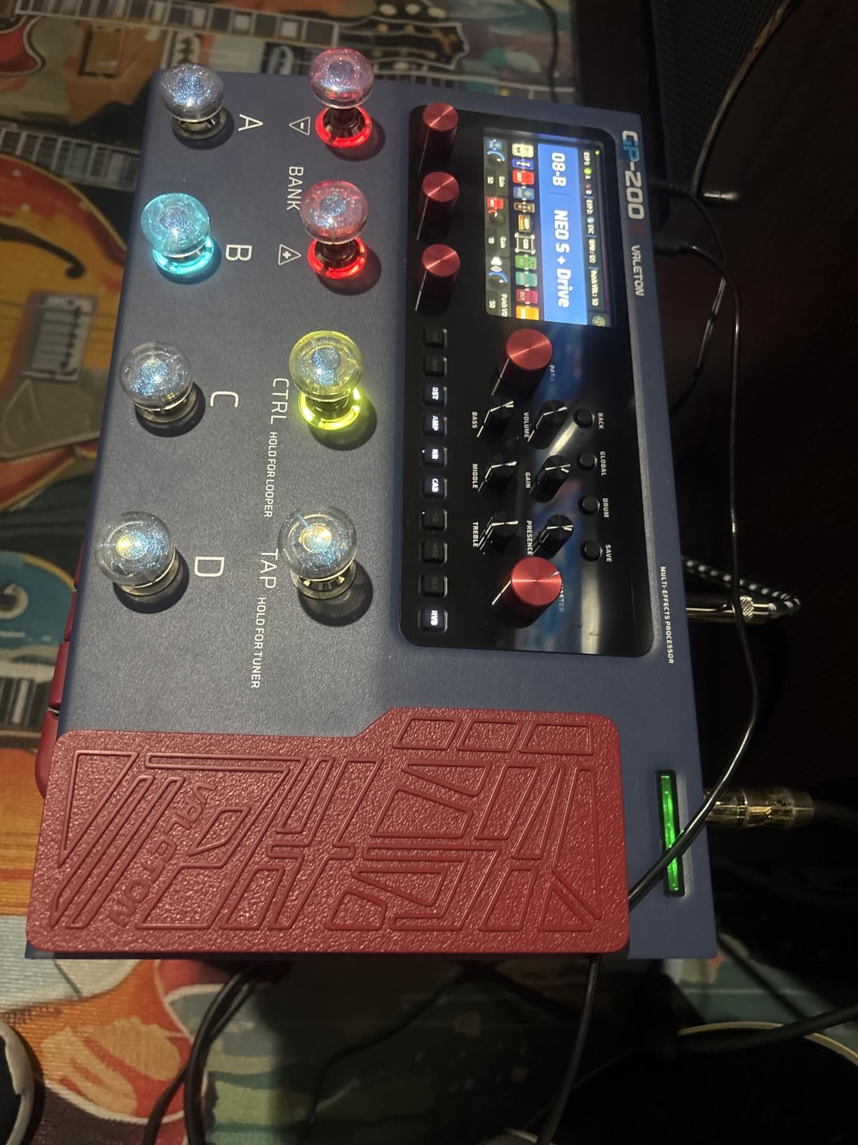 Valeton Multi-Effects with Expression Pedal Guitar Bass Amp Modeling IR Cabinets Simulation Multi Language Stereo OTG USB Audio Interface GP-100 Customer Review Valeton Multi-Effects with Expression Pedal Guitar Bass Amp Modeling IR Cabinets Simulation Multi Language Stereo OTG USB Audio Interface GP-100 - Customer Photo 1